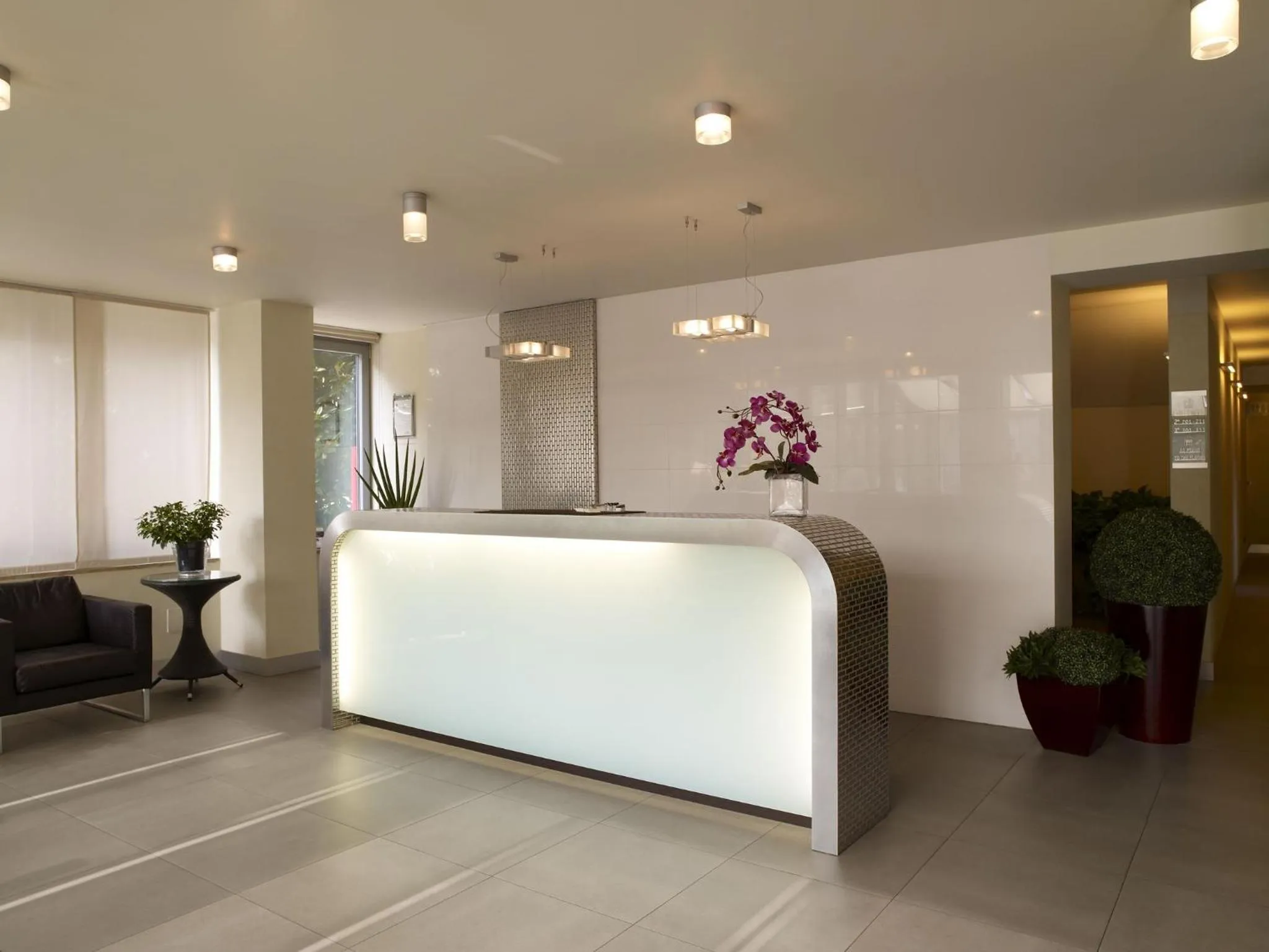 Lobby or reception in Hotel Montini Linate Airport