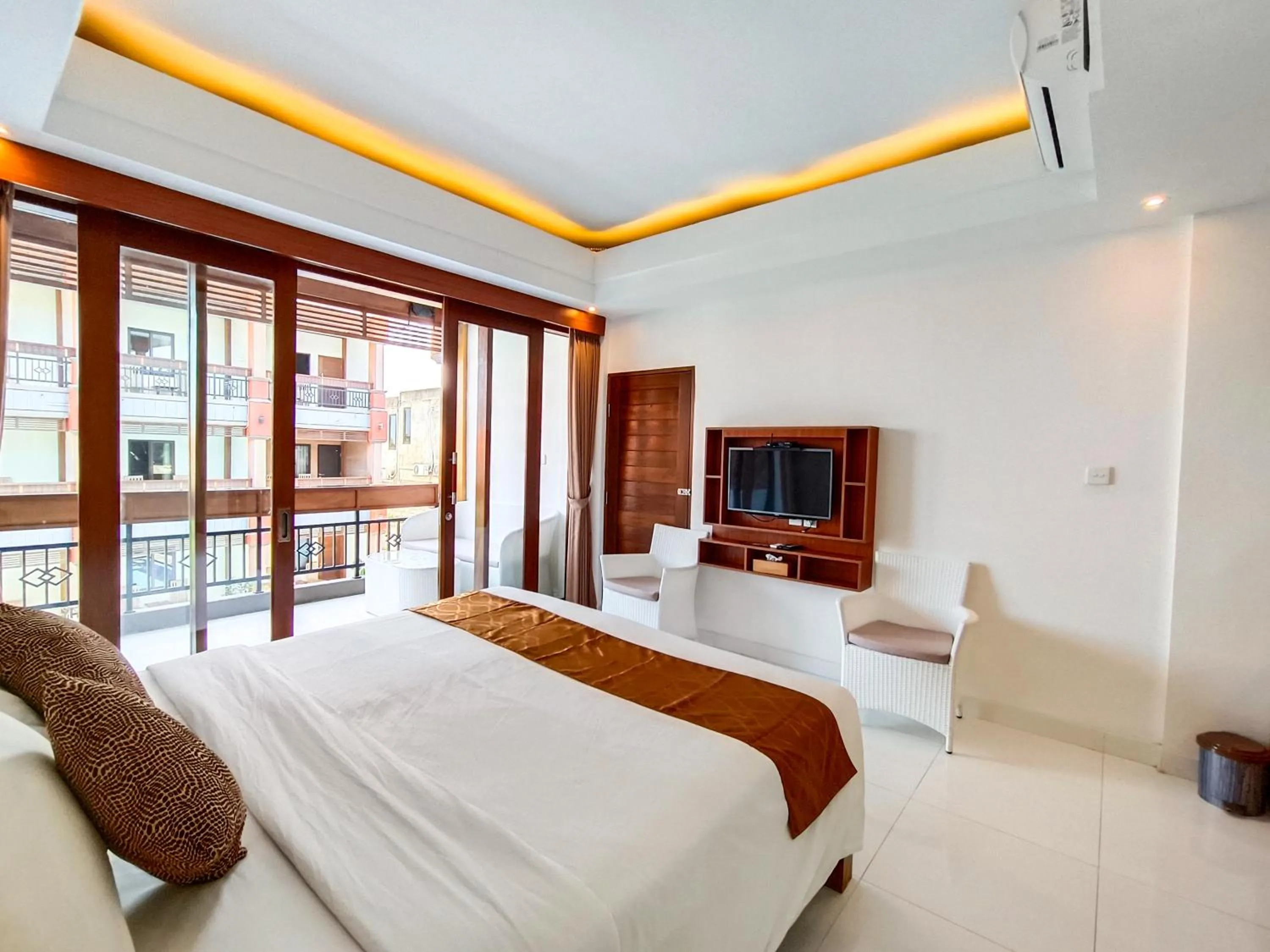 Bed in The Tunjung Boutique Resort