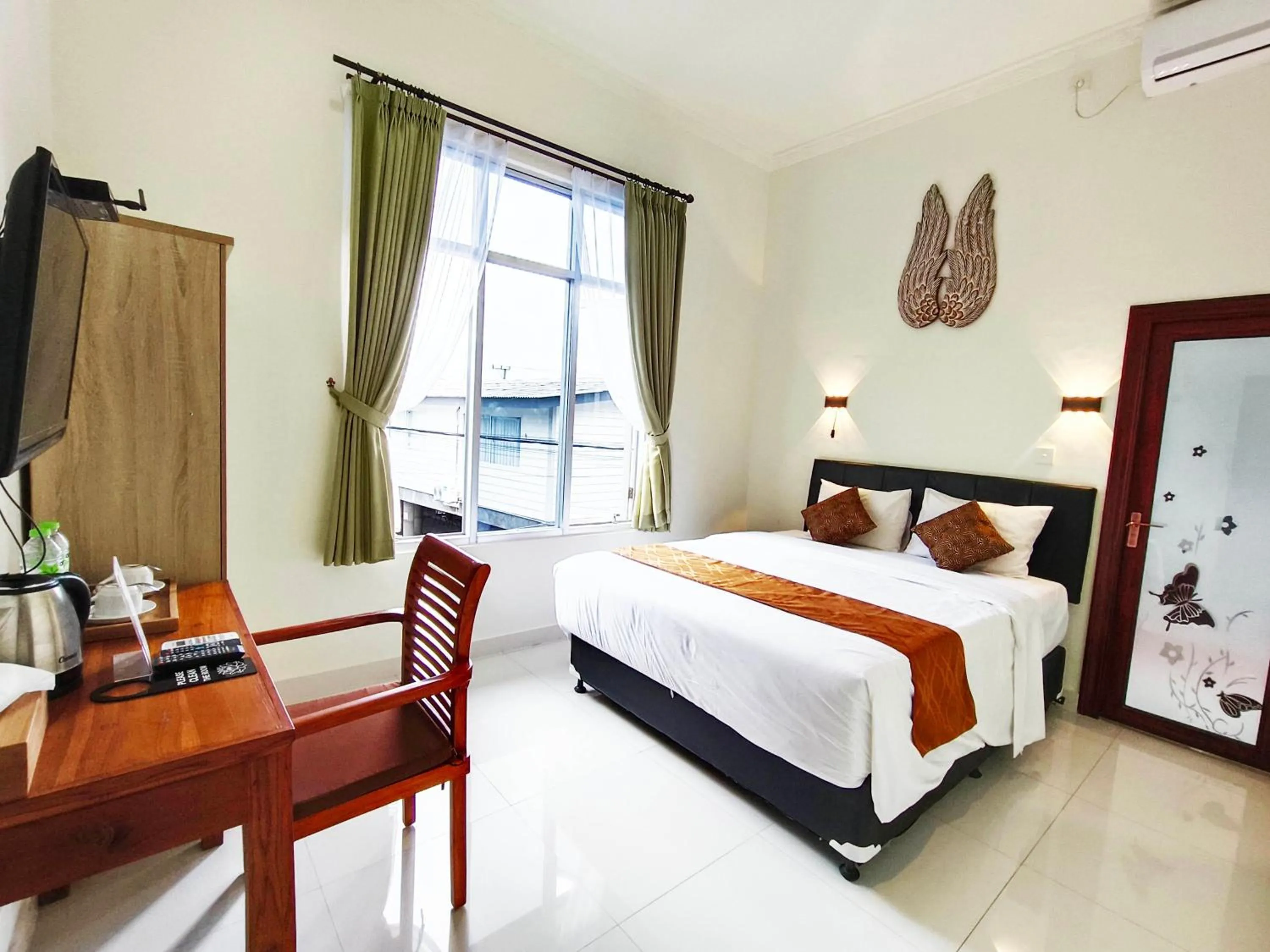 Bedroom, Bed in The Tunjung Boutique Resort