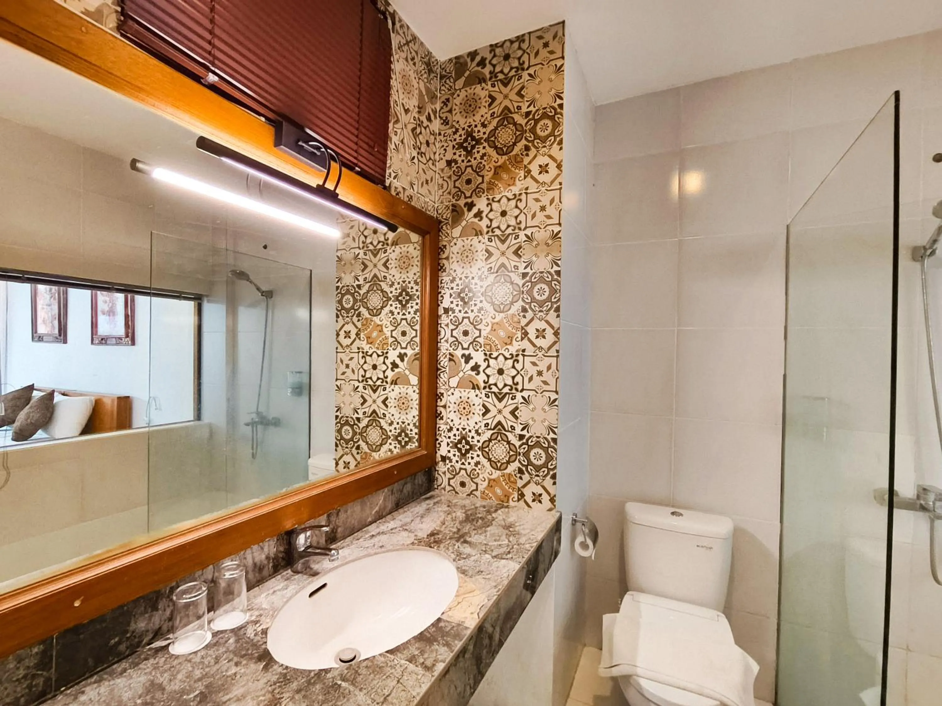 Bathroom in The Tunjung Boutique Resort