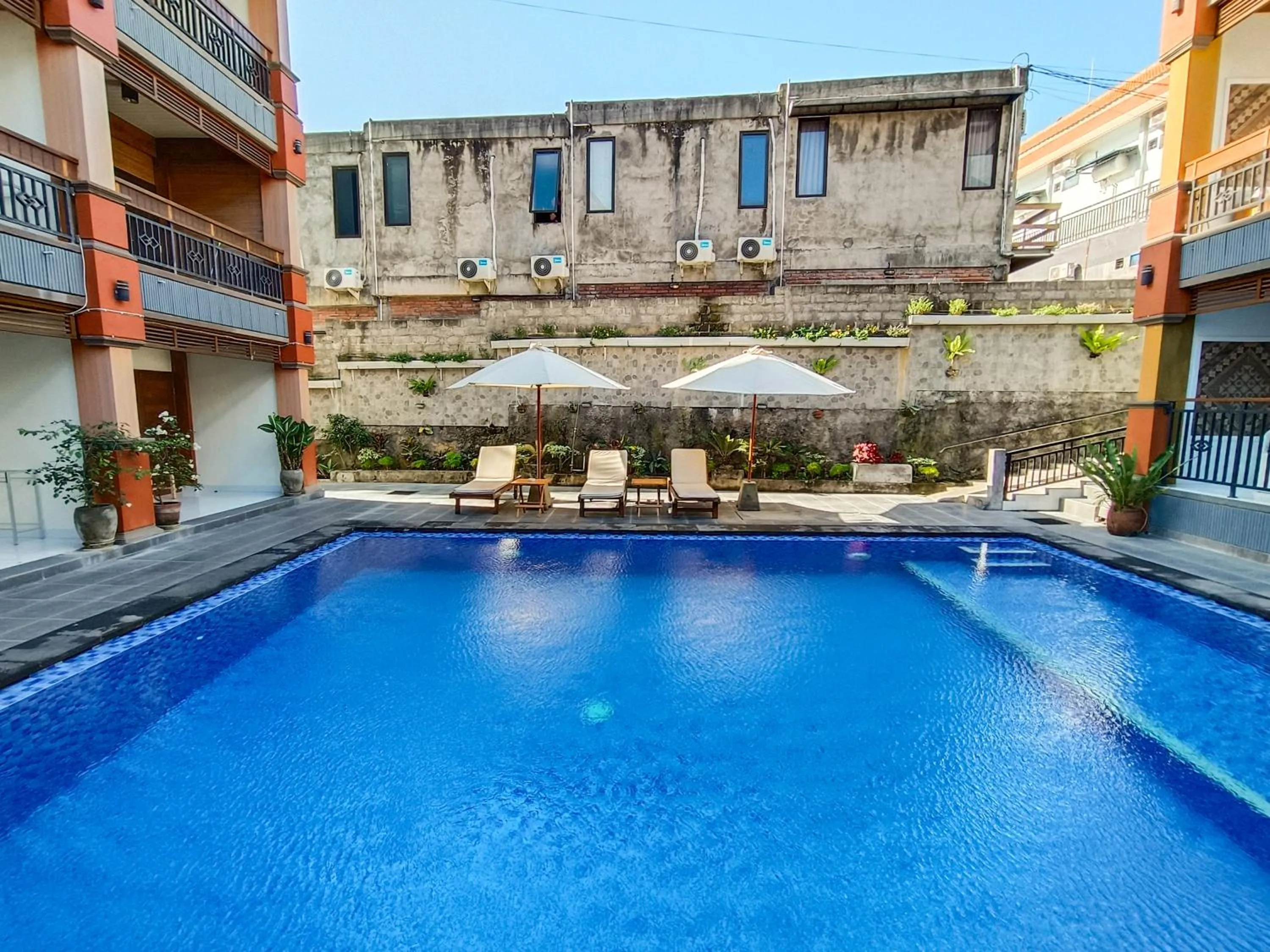 Pool view in The Tunjung Boutique Resort