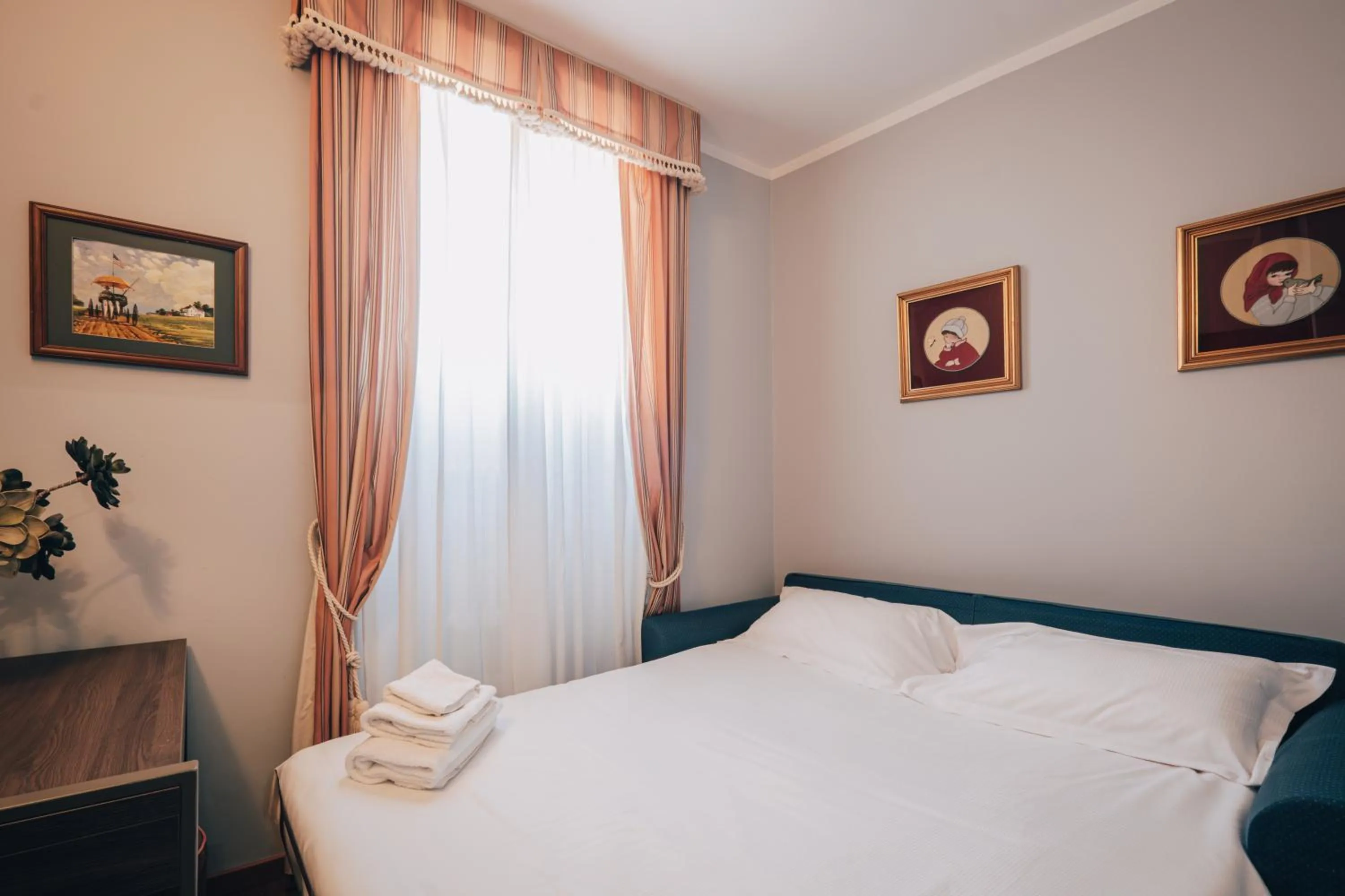 Bed in Bosone Palace