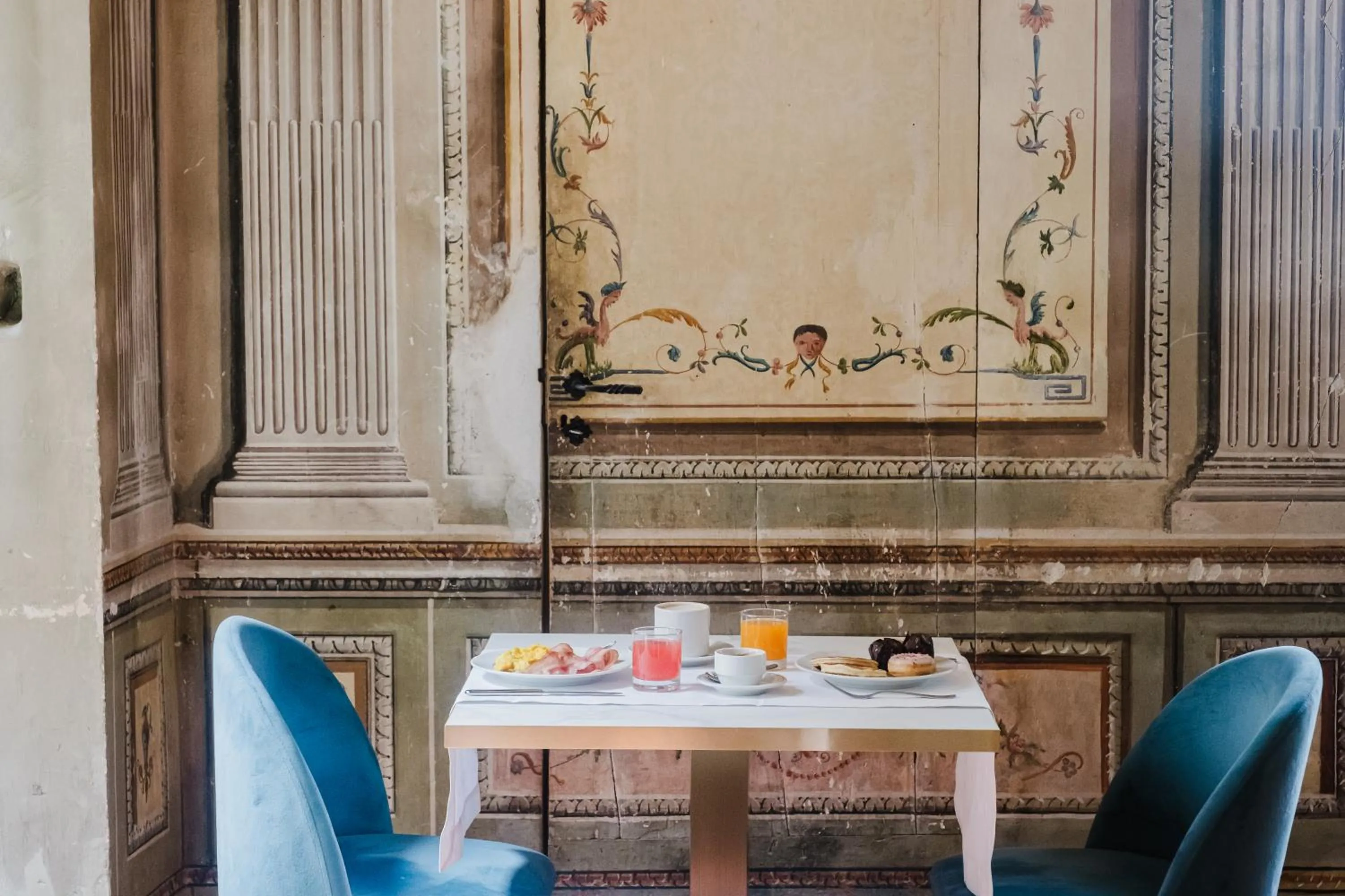 Breakfast in Bosone Palace