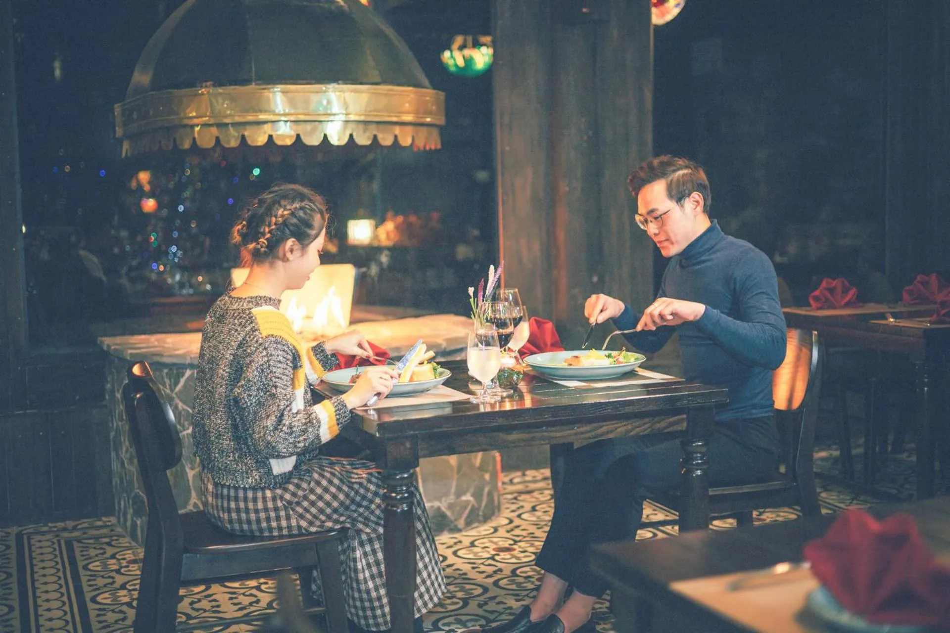 Restaurant/places to eat in The Mong Village Resort & Spa