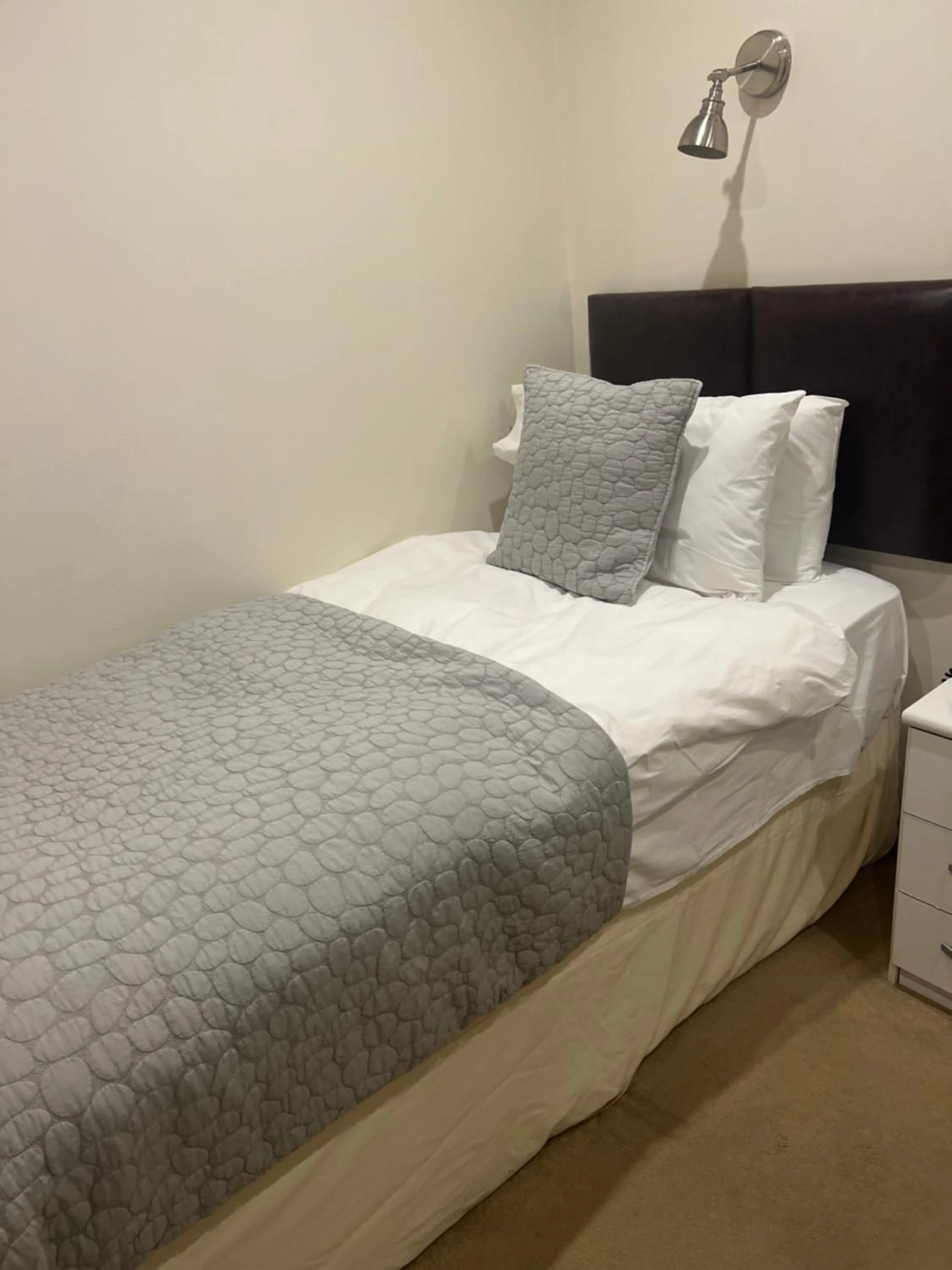 Bed in The Aberlour Hotel