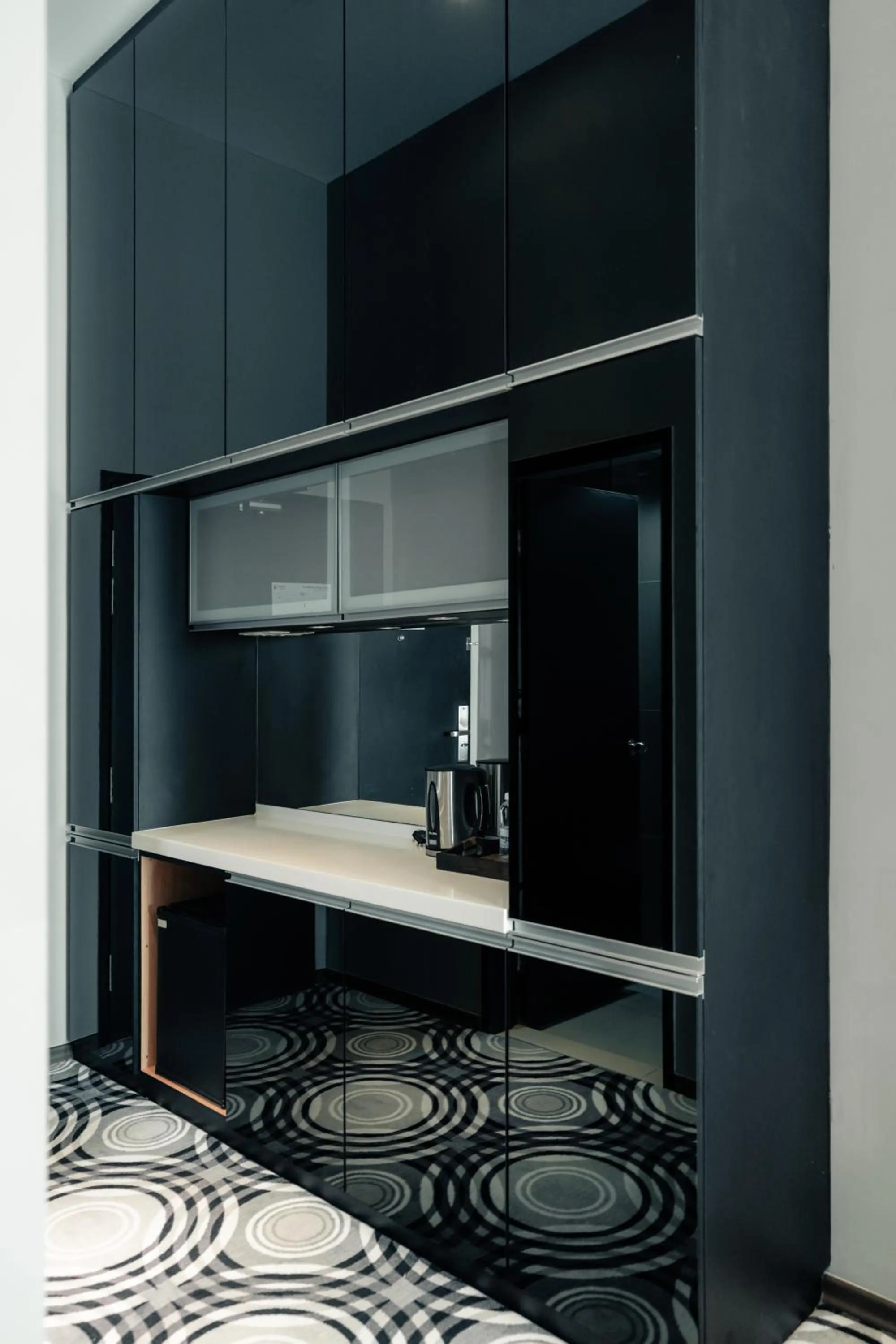 Kitchen or kitchenette in Le'venue Hotel