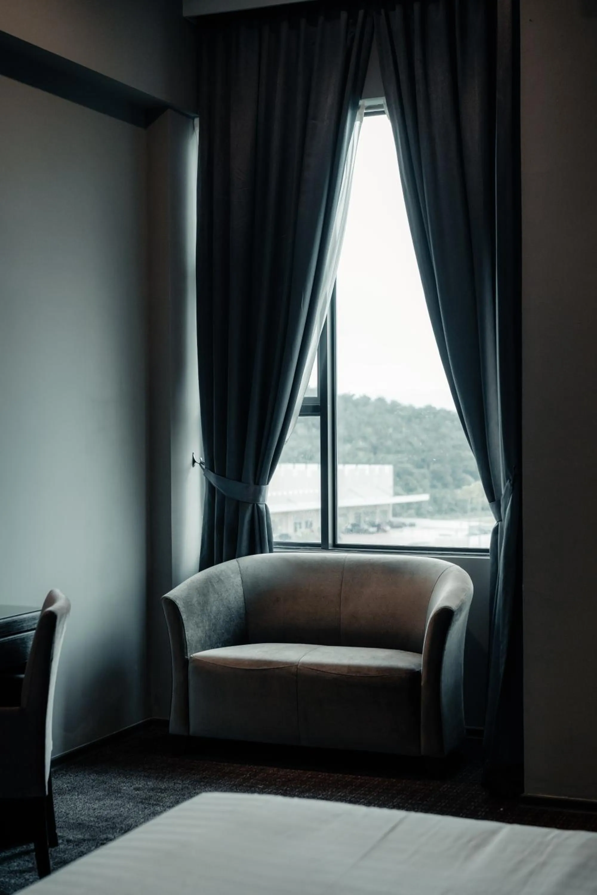 View (from property/room), Bed in Le'venue Hotel