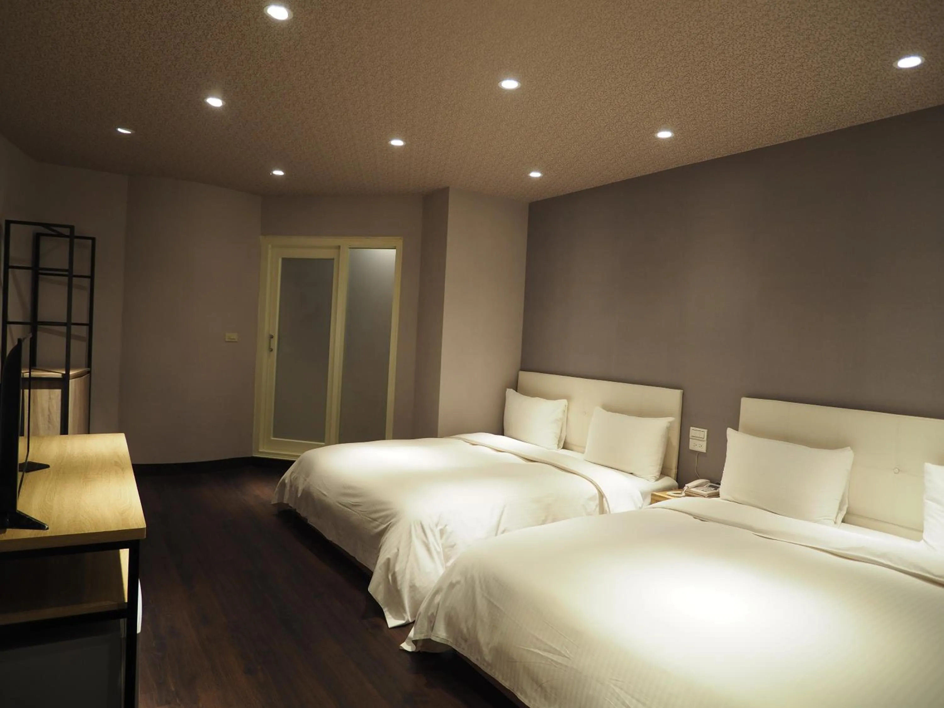 Bed in Day Chen Hotel