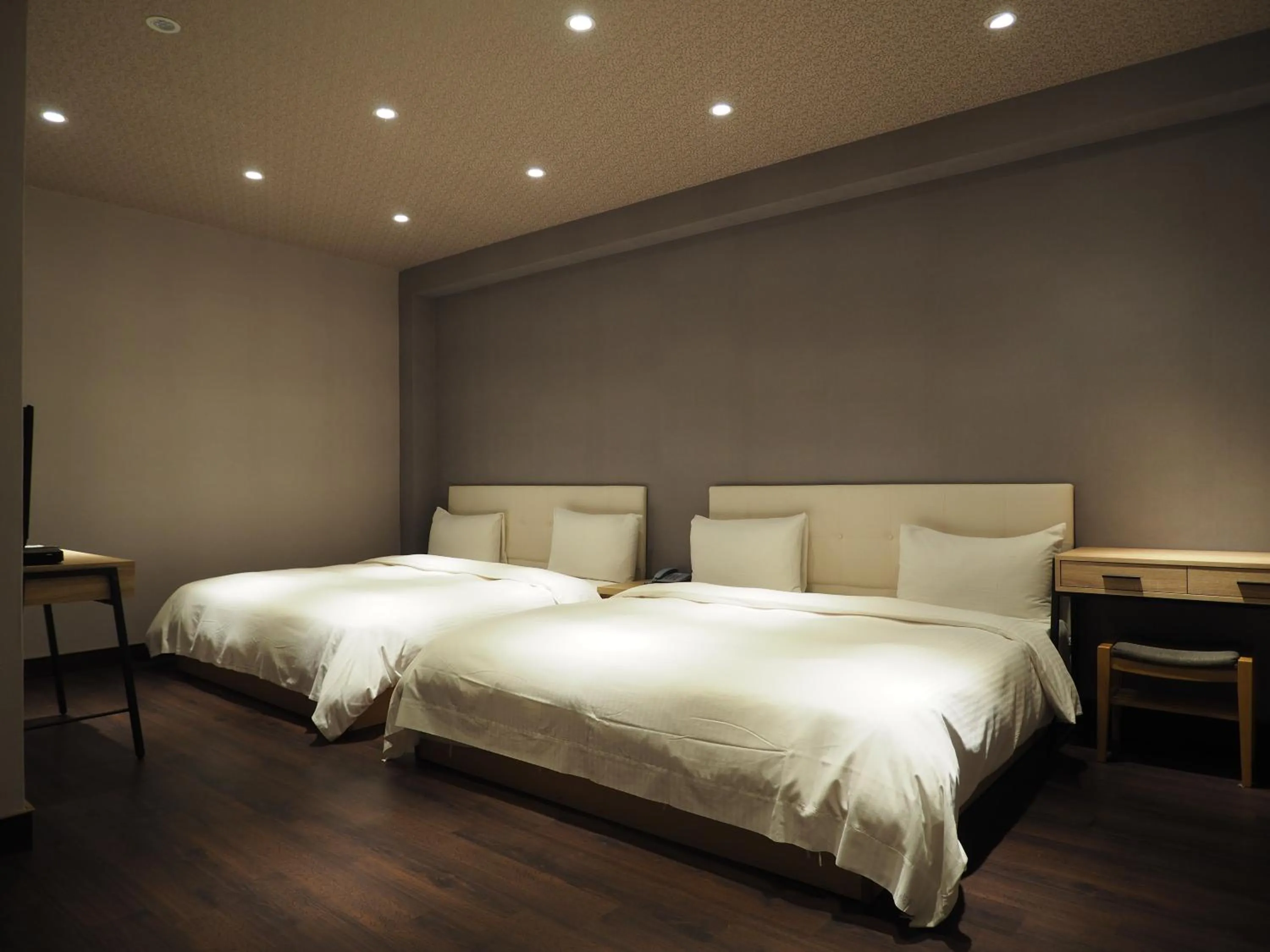 Bed in Day Chen Hotel