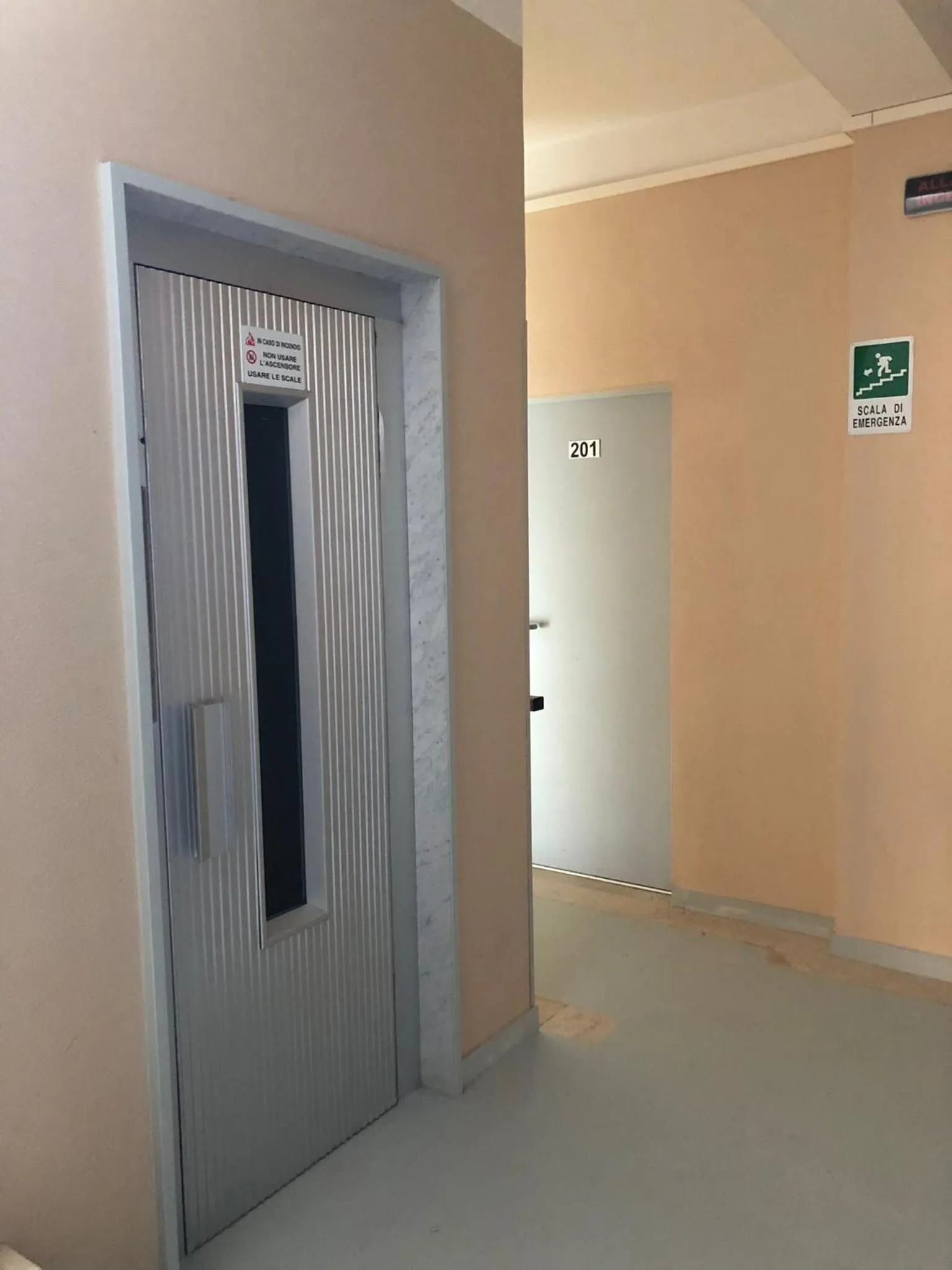 elevator in Hotel Napoleon