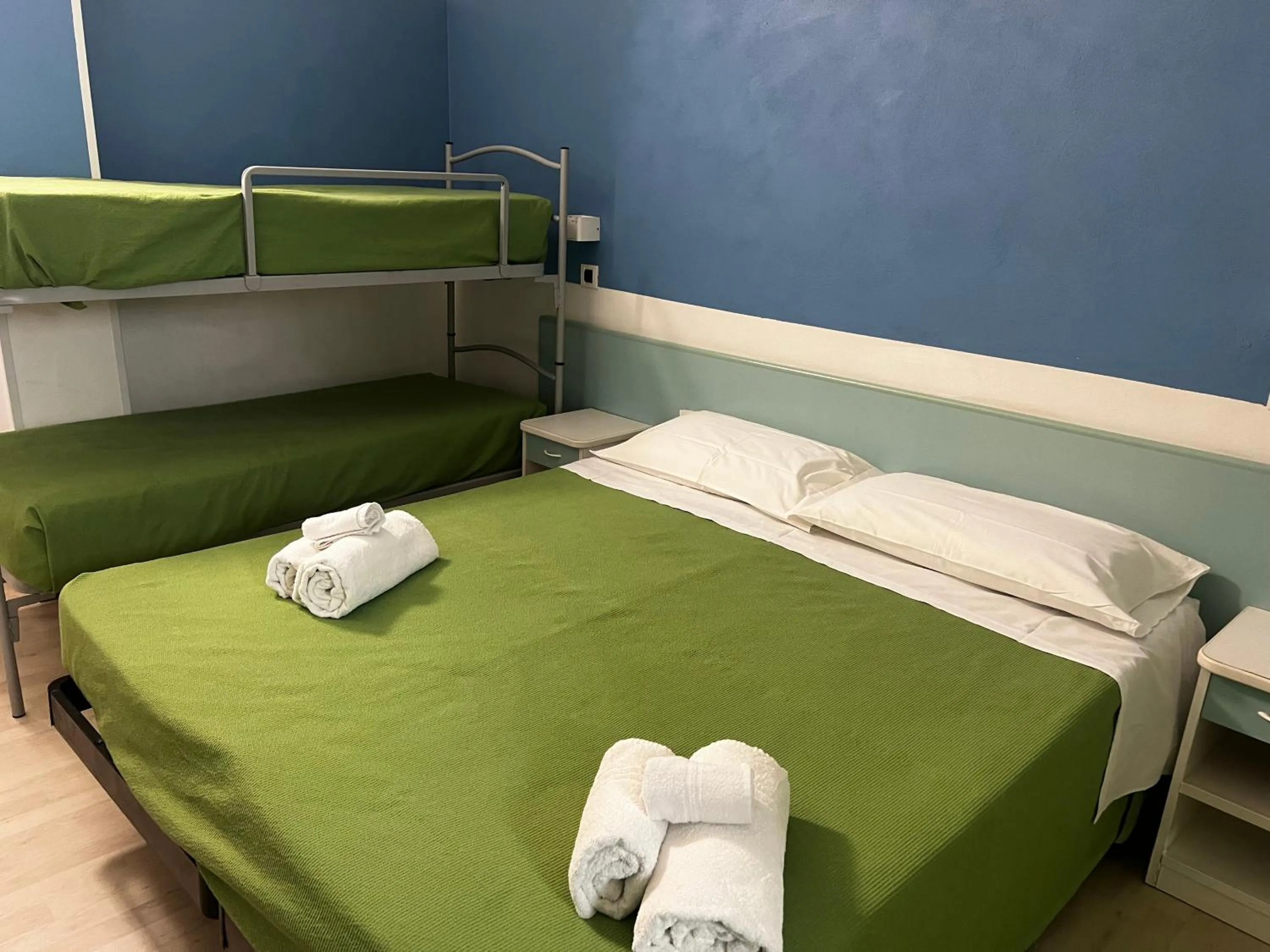 Bed in Hotel Napoleon