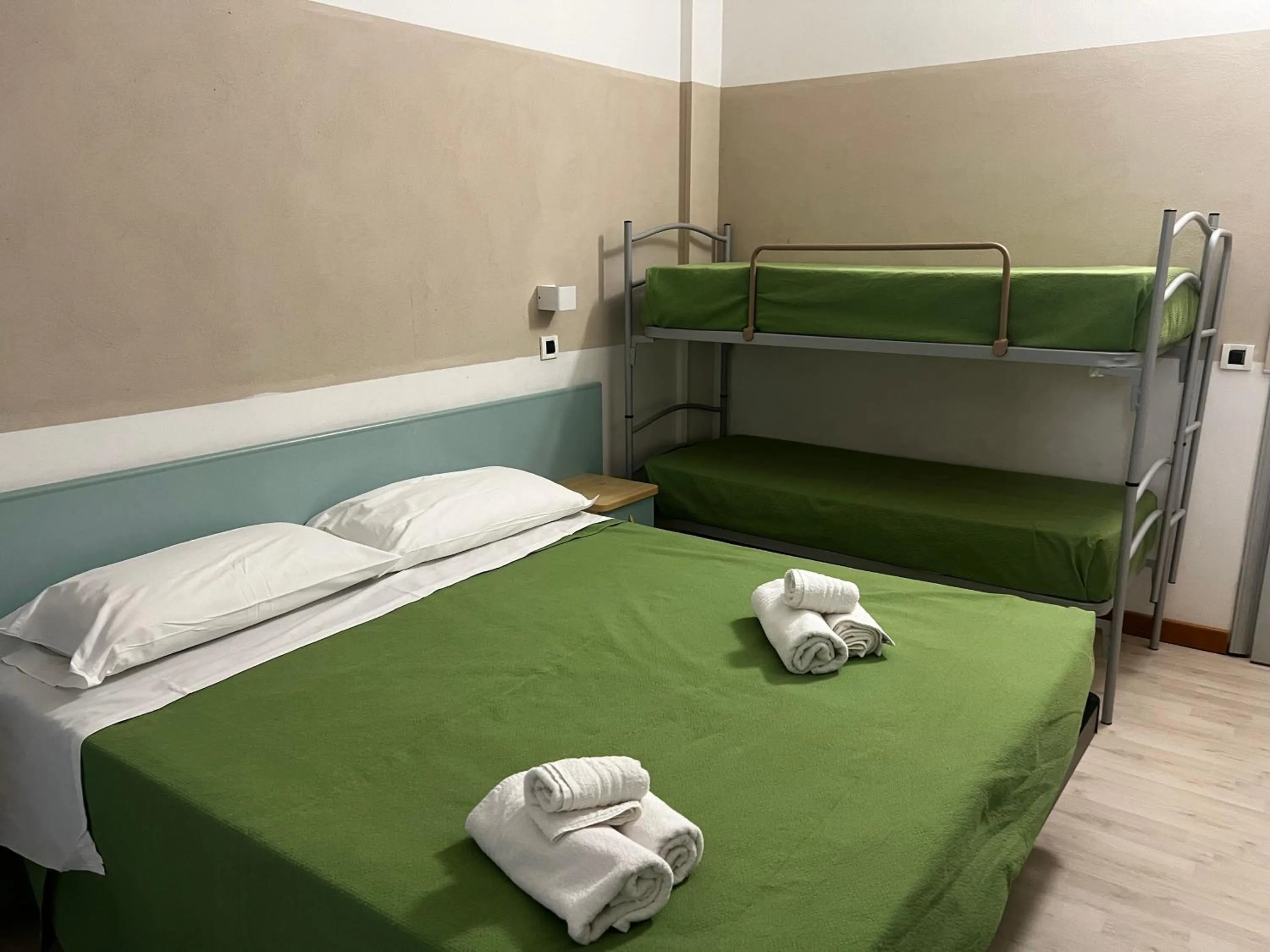 Bed in Hotel Napoleon