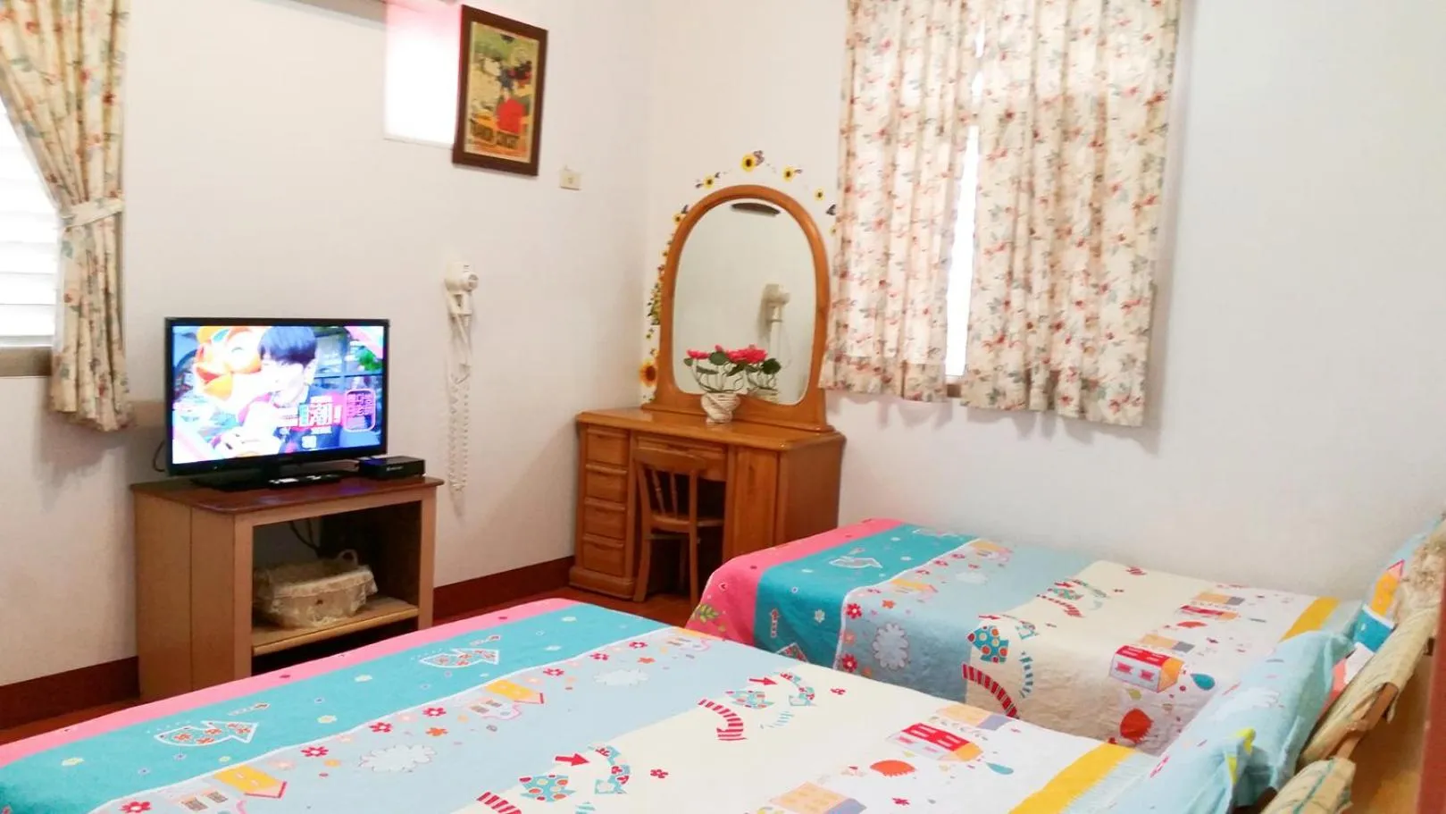Communal lounge/ TV room, Bed in Yilan Xiang Feng Homestay