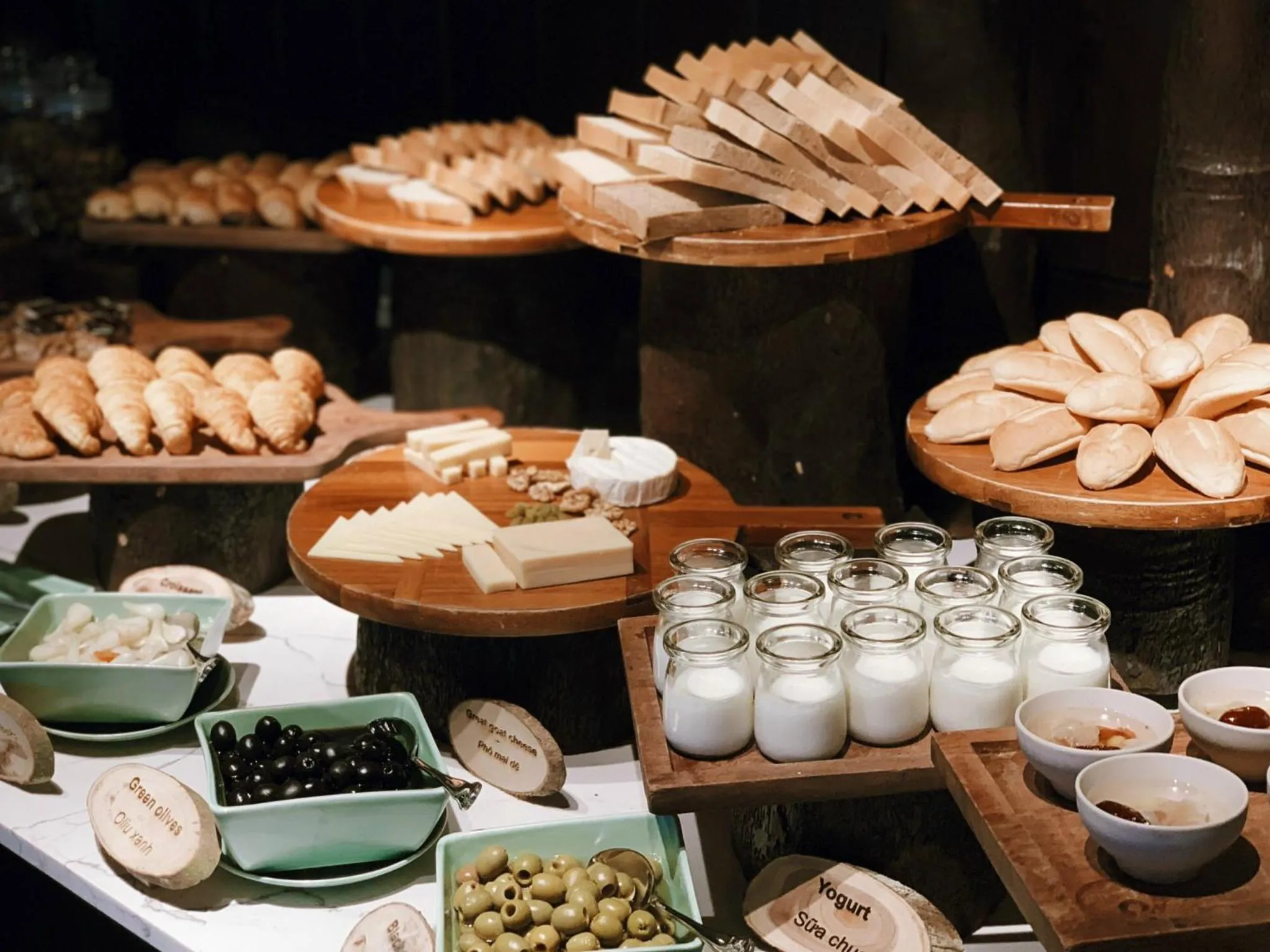 Restaurant/places to eat in Ville De Mont Mountain Resort