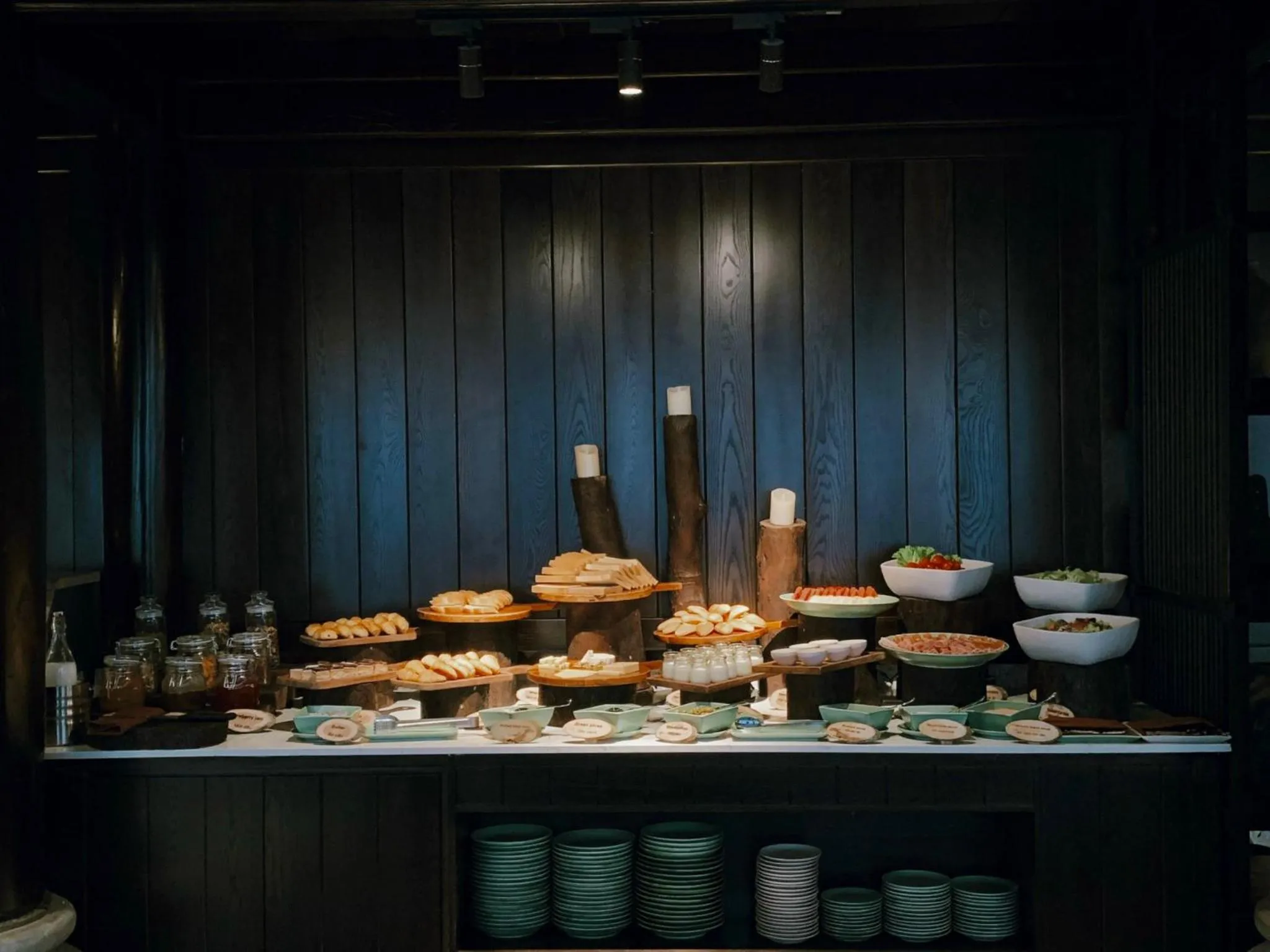 Restaurant/places to eat in Ville De Mont Mountain Resort