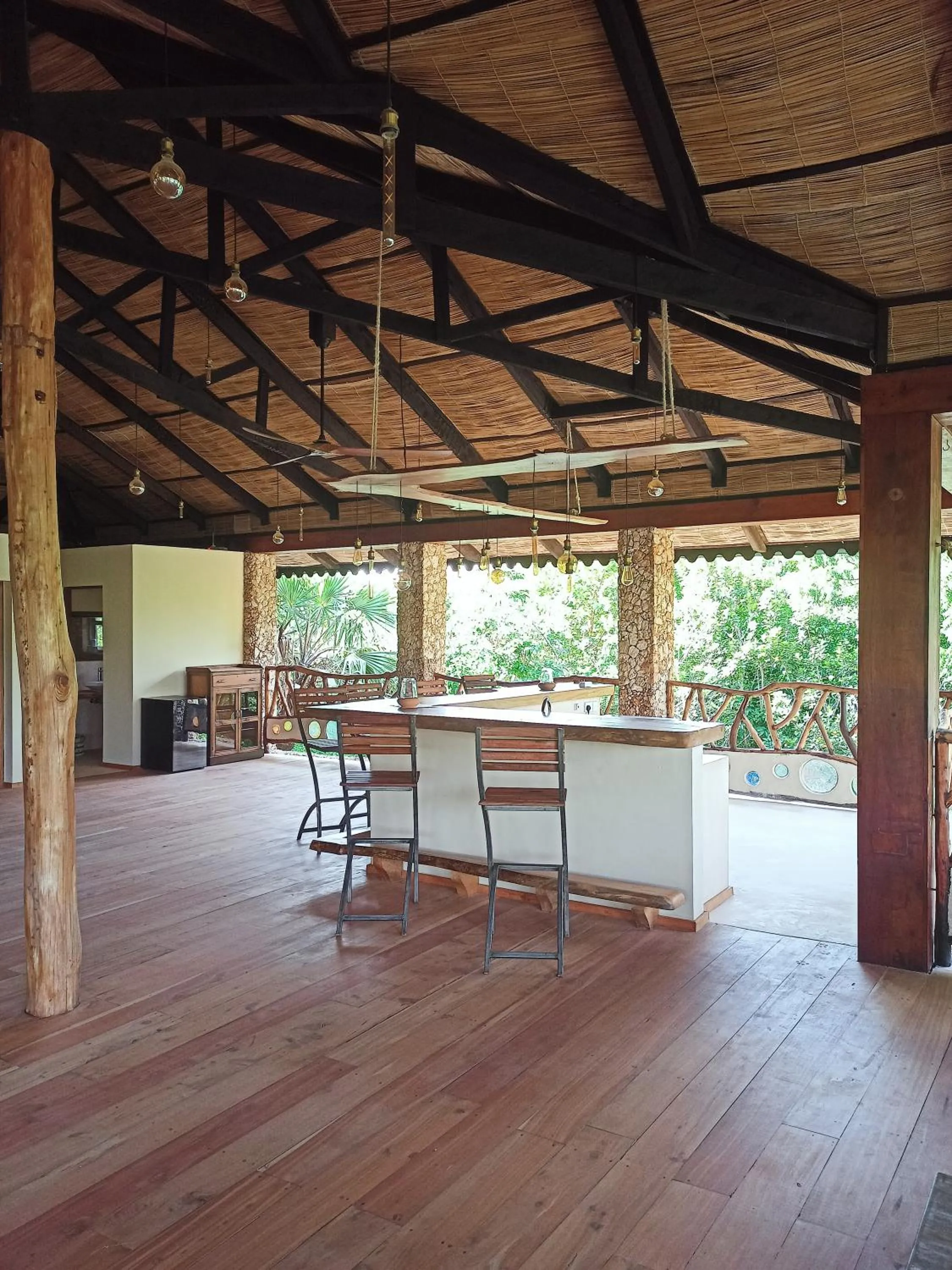 Lounge or bar in Tombo House