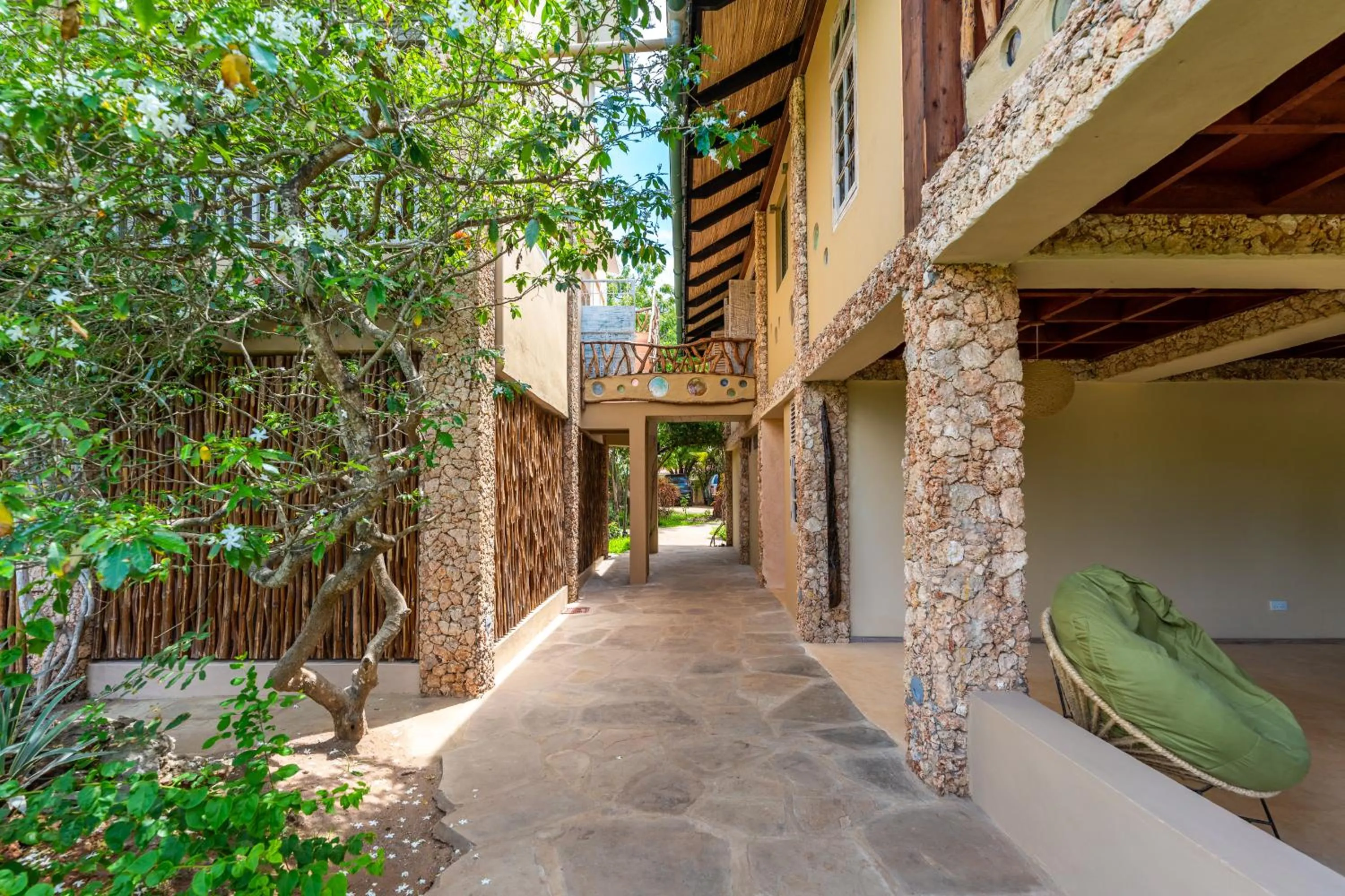 Property building in Tombo House