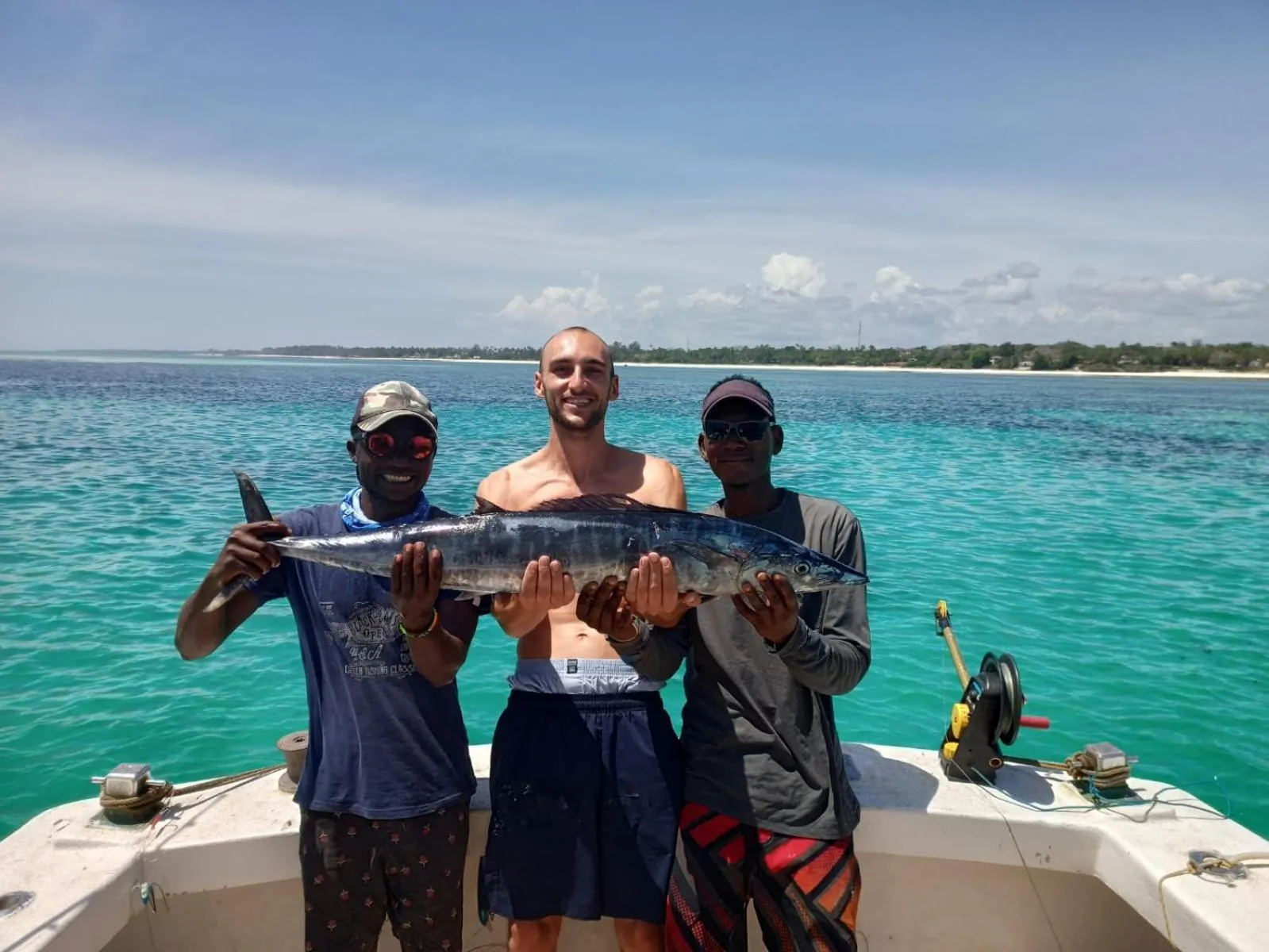 Fishing in Tombo House