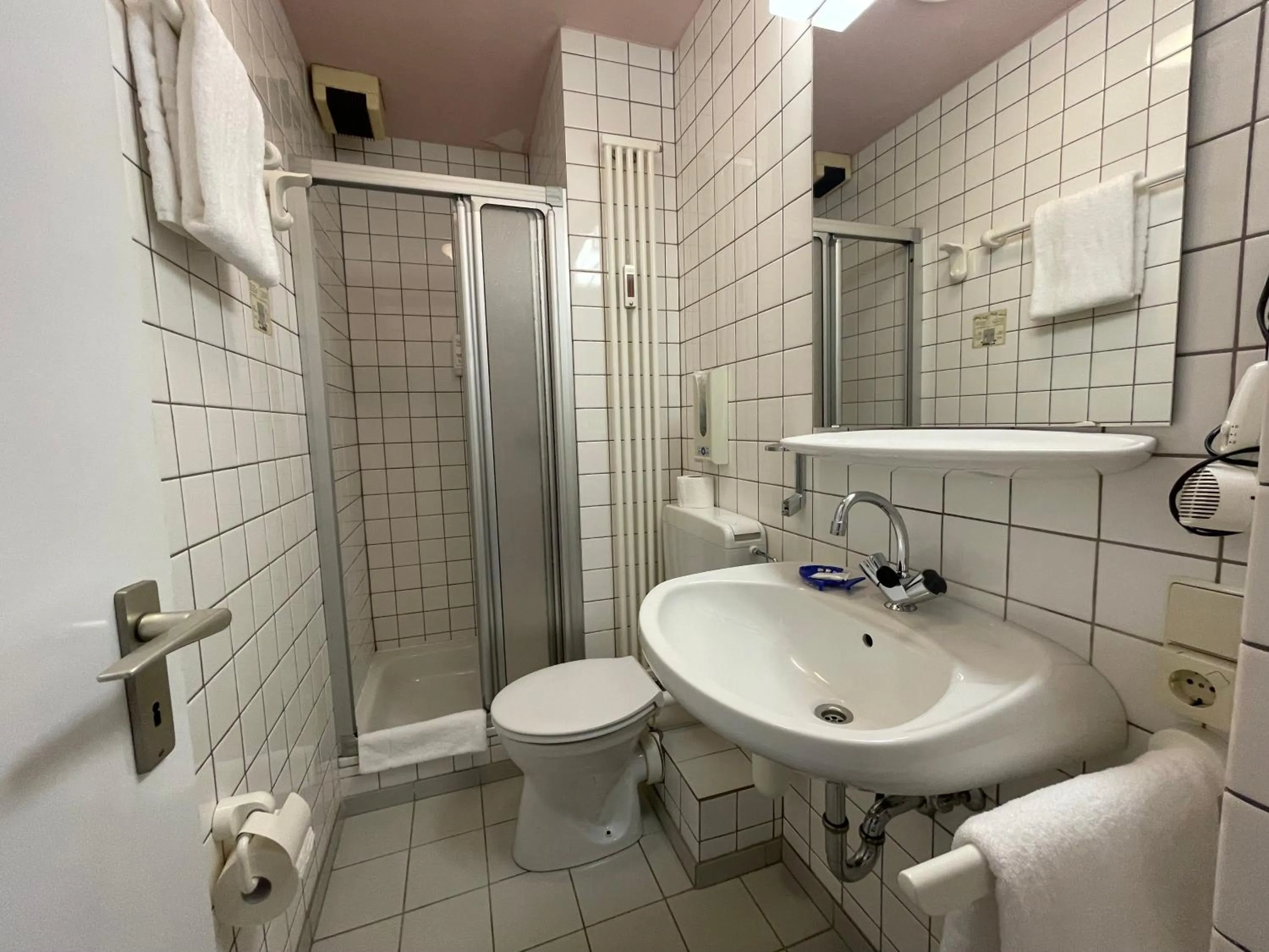 Bathroom in Hotel Meilchen