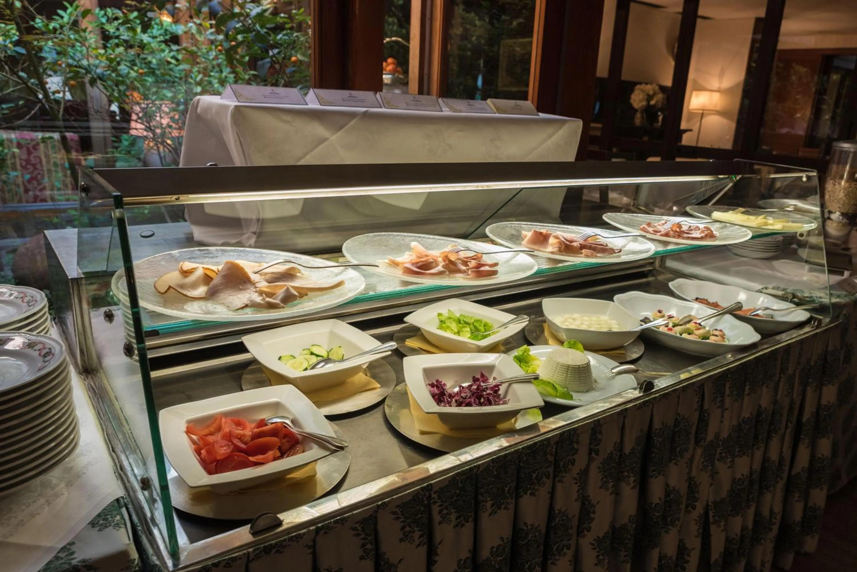 Breakfast in Grand Hotel Tamerici & Principe