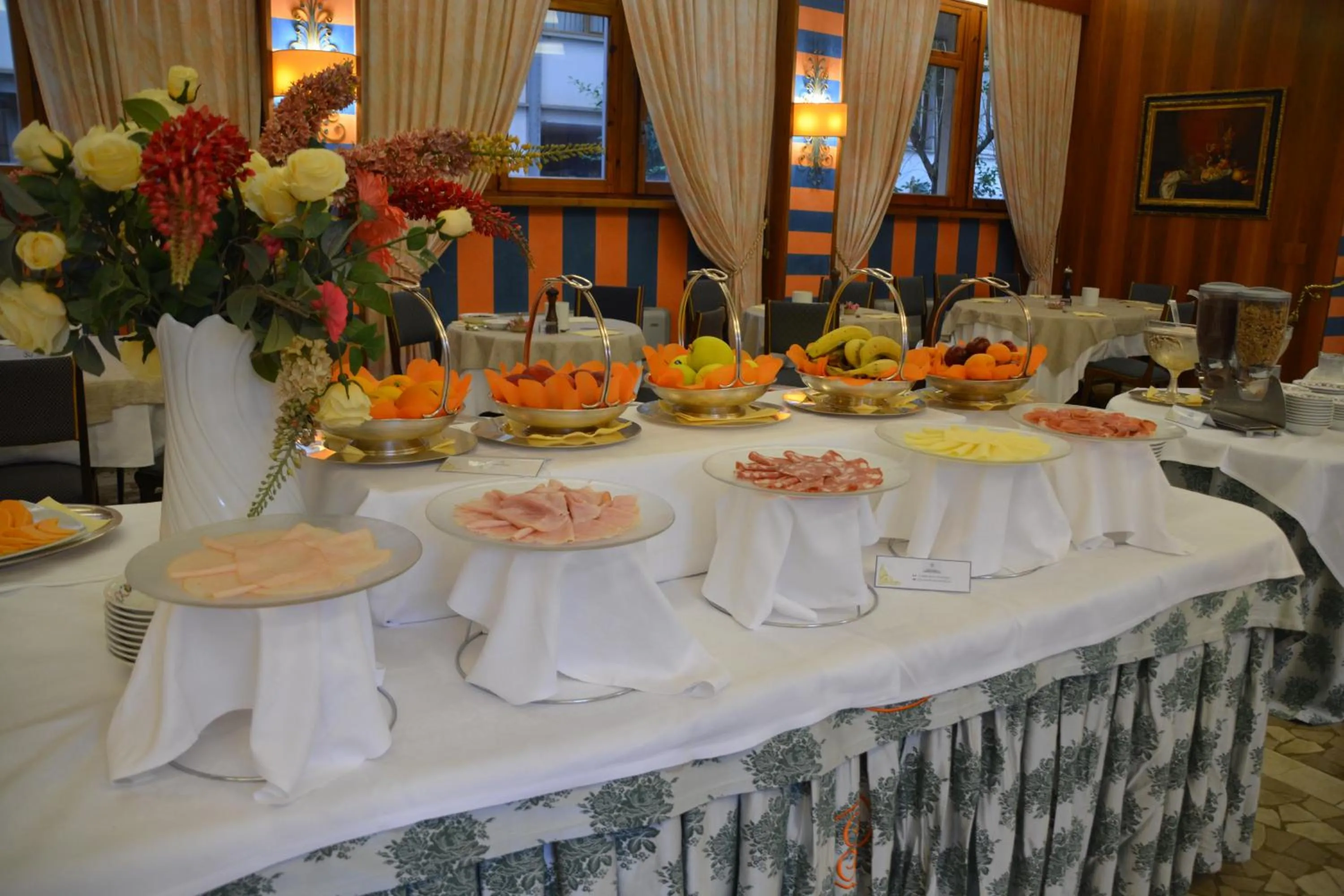 Breakfast in Grand Hotel Tamerici & Principe