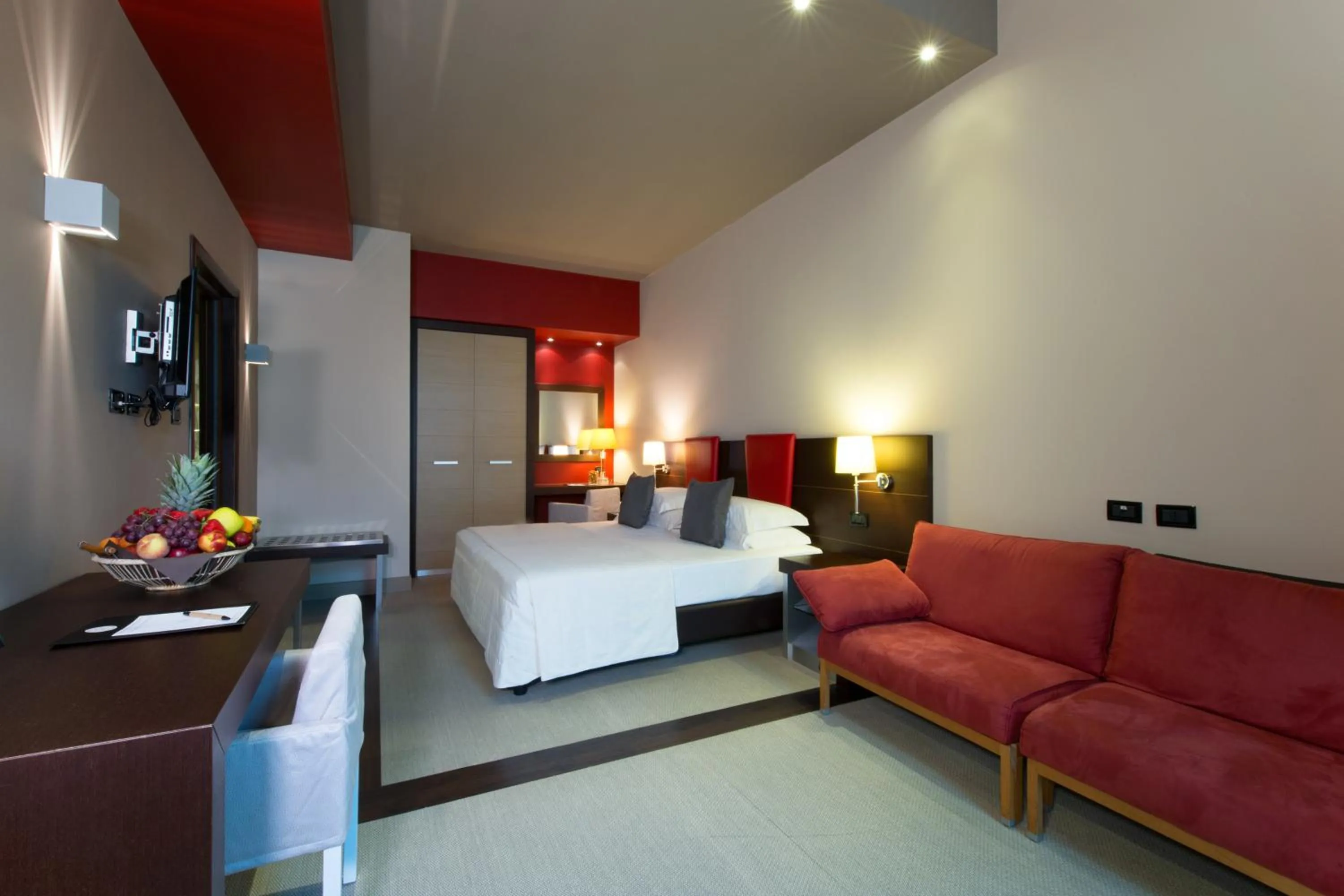 Bedroom, Bed in Hotel Parma & Congressi