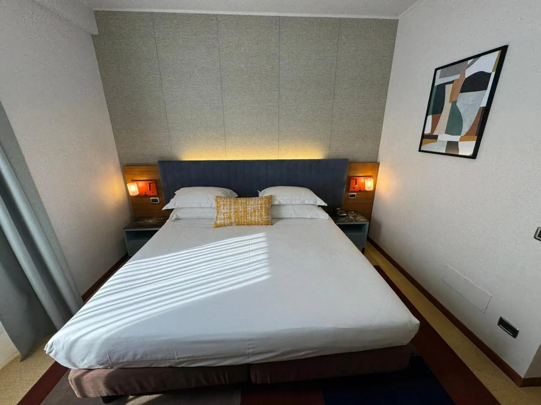 Photo of the whole room, Bed in voco Parma & Congressi by IHG