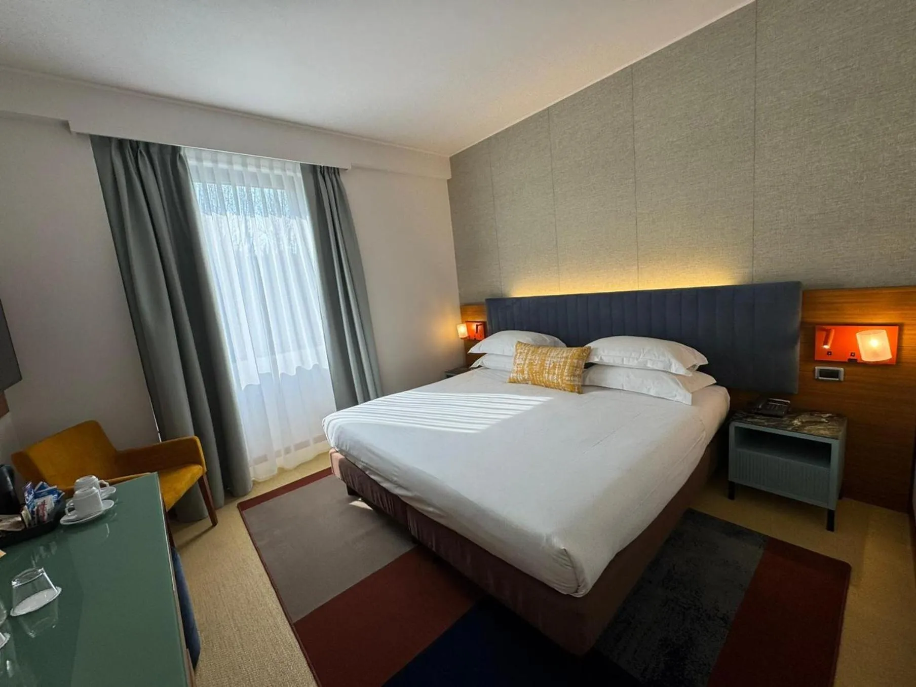 Photo of the whole room, Bed in voco Parma & Congressi by IHG