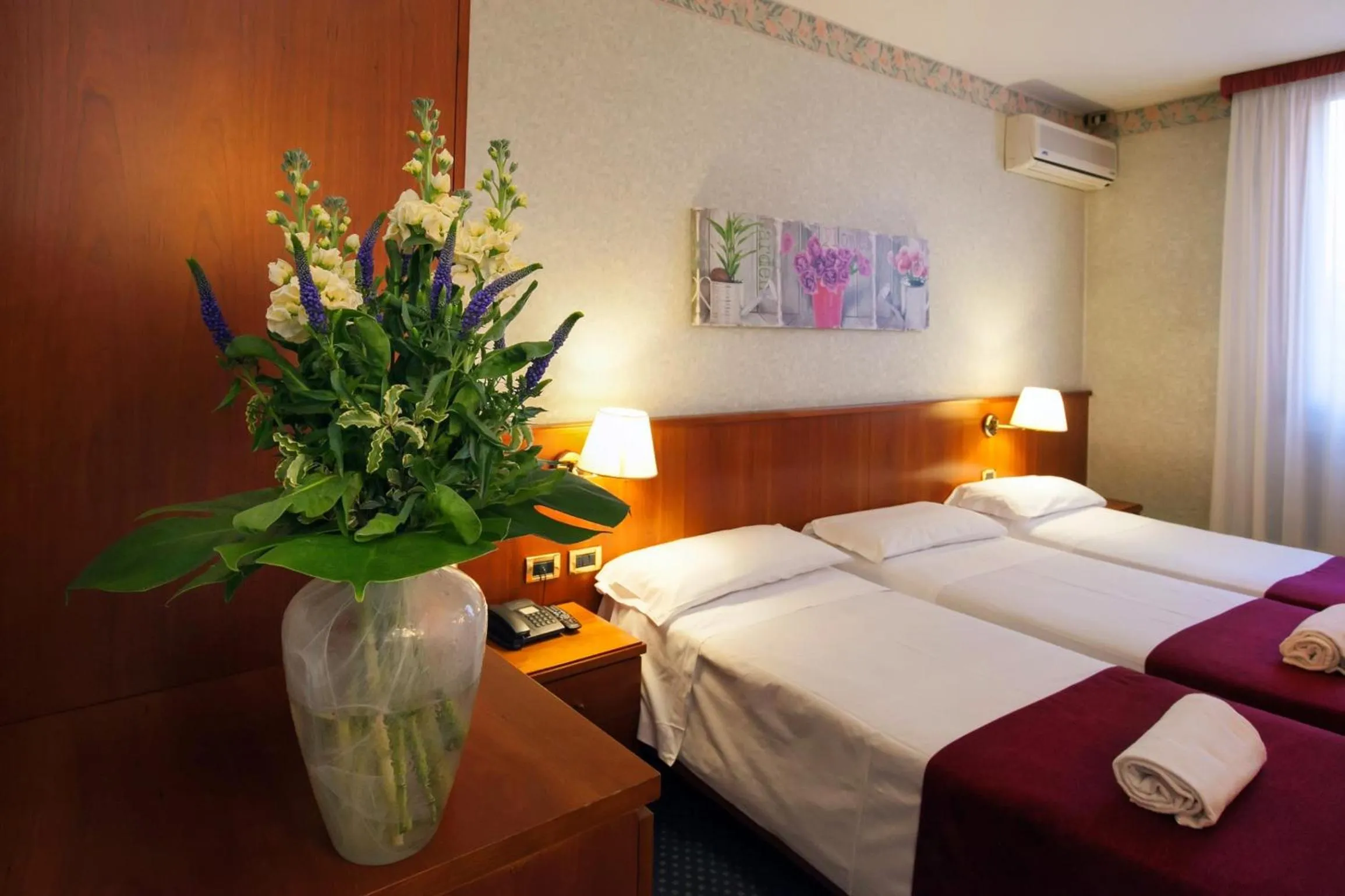 Bedroom in Hotel Kappa