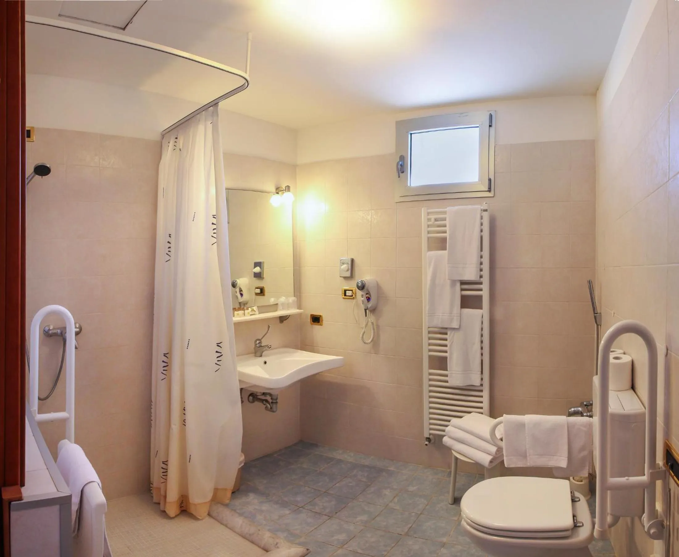 Bathroom in Hotel Kappa