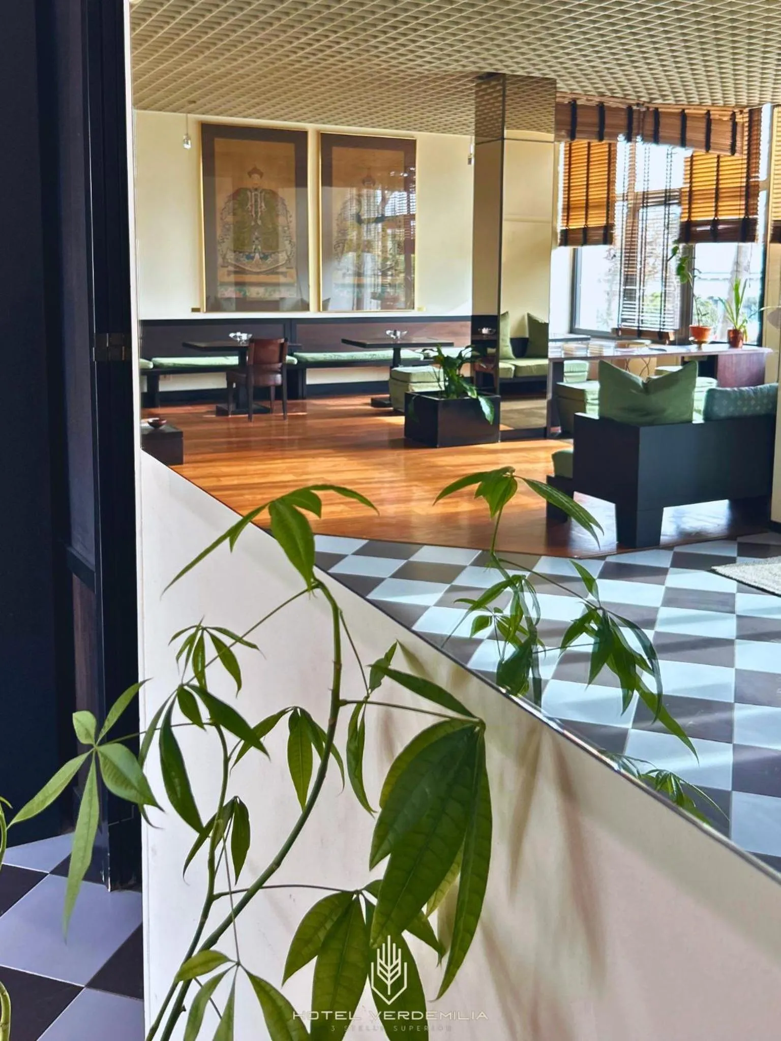 Seating area in Verdemilia Hotel