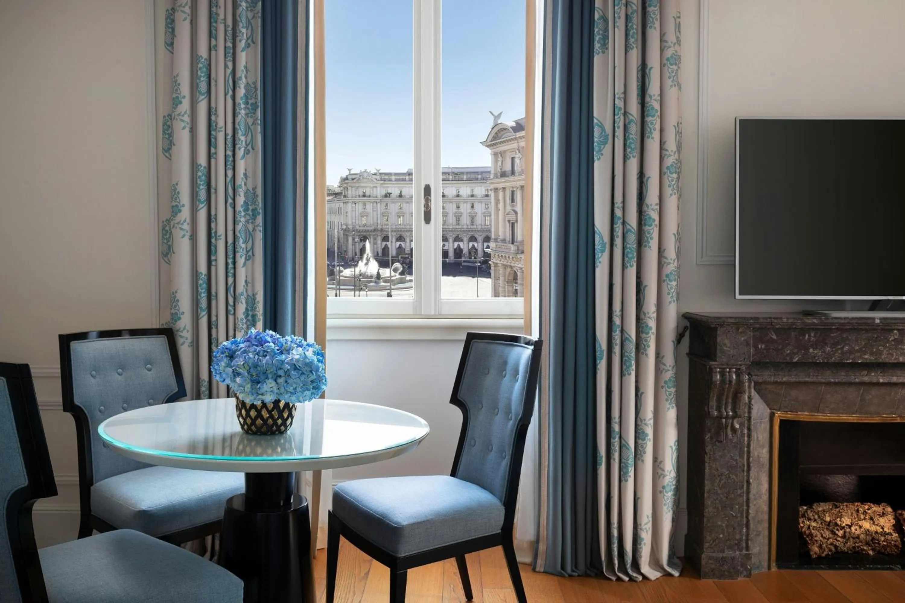 Photo of the whole room in The St. Regis Rome