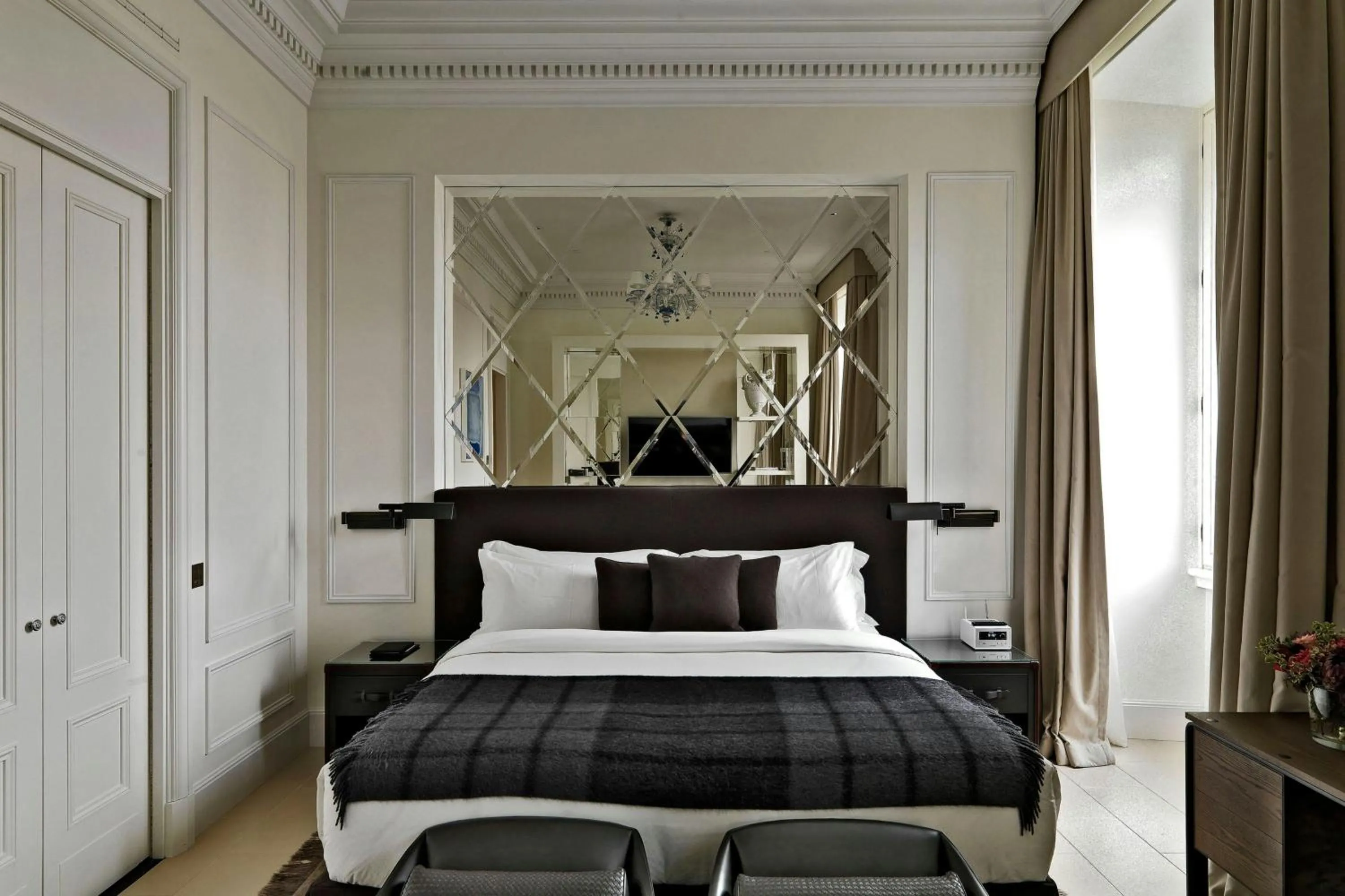 Bedroom, Bed in The St. Regis Rome