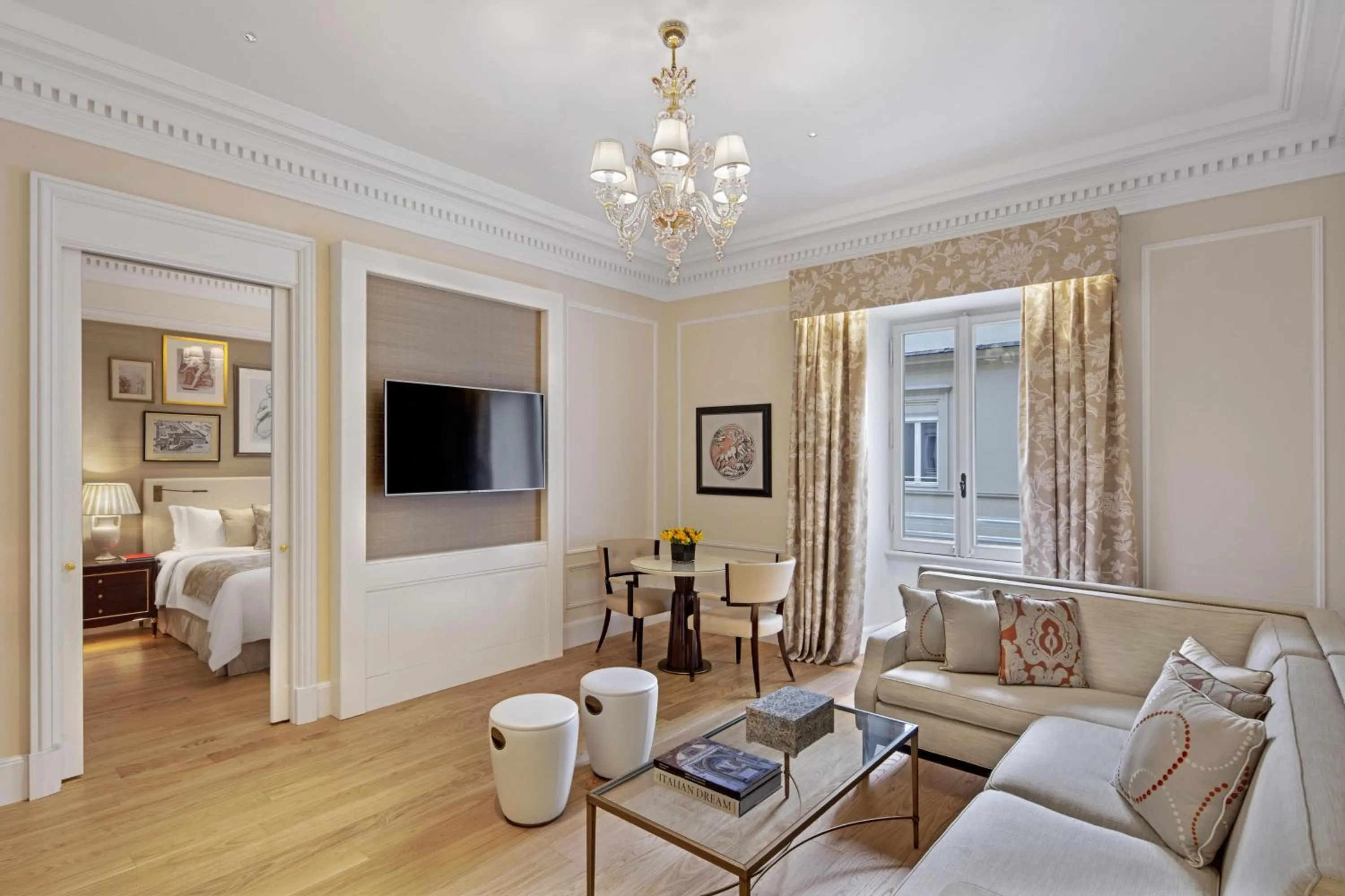 Photo of the whole room in The St. Regis Rome