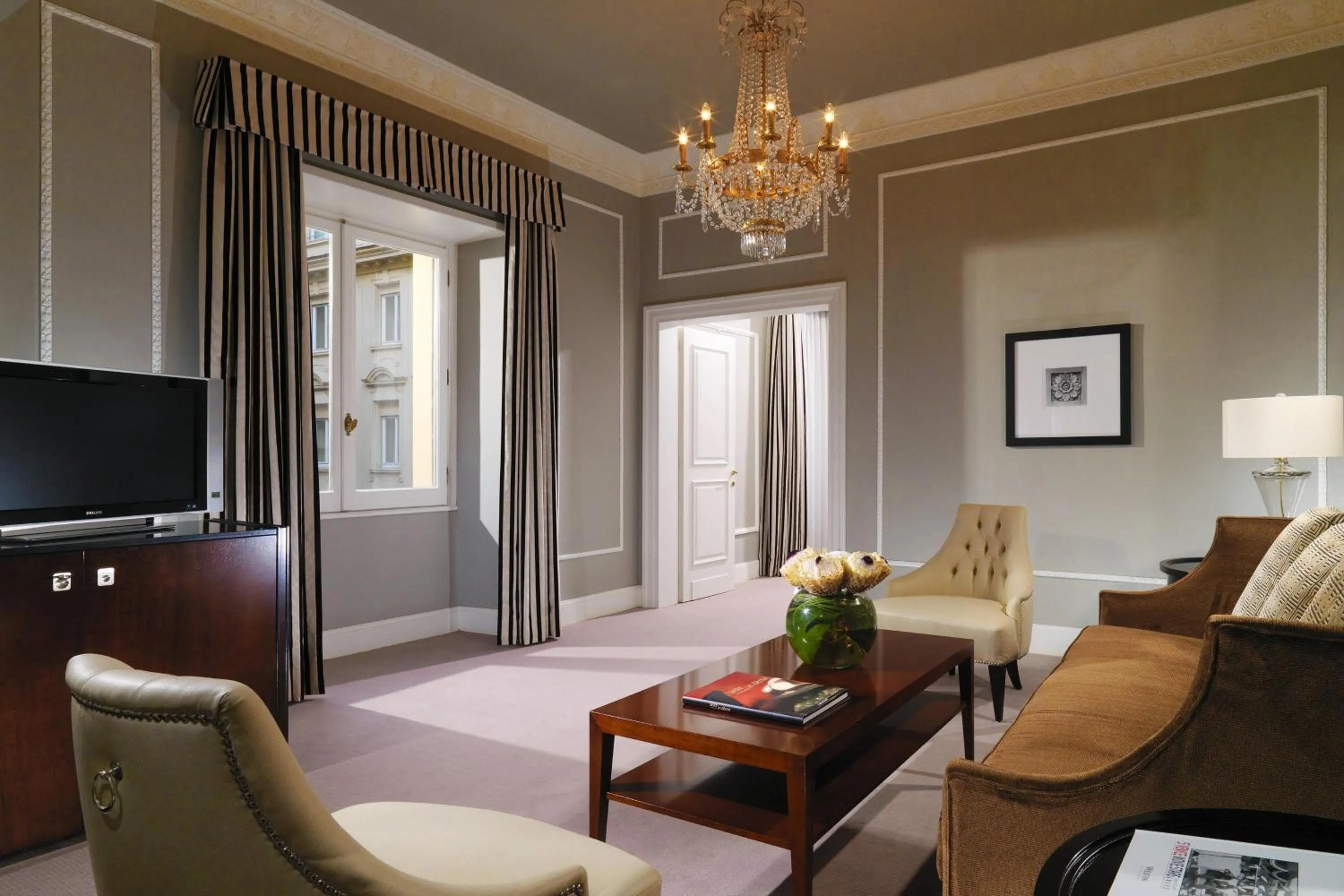 Living room in The Westin Excelsior, Rome