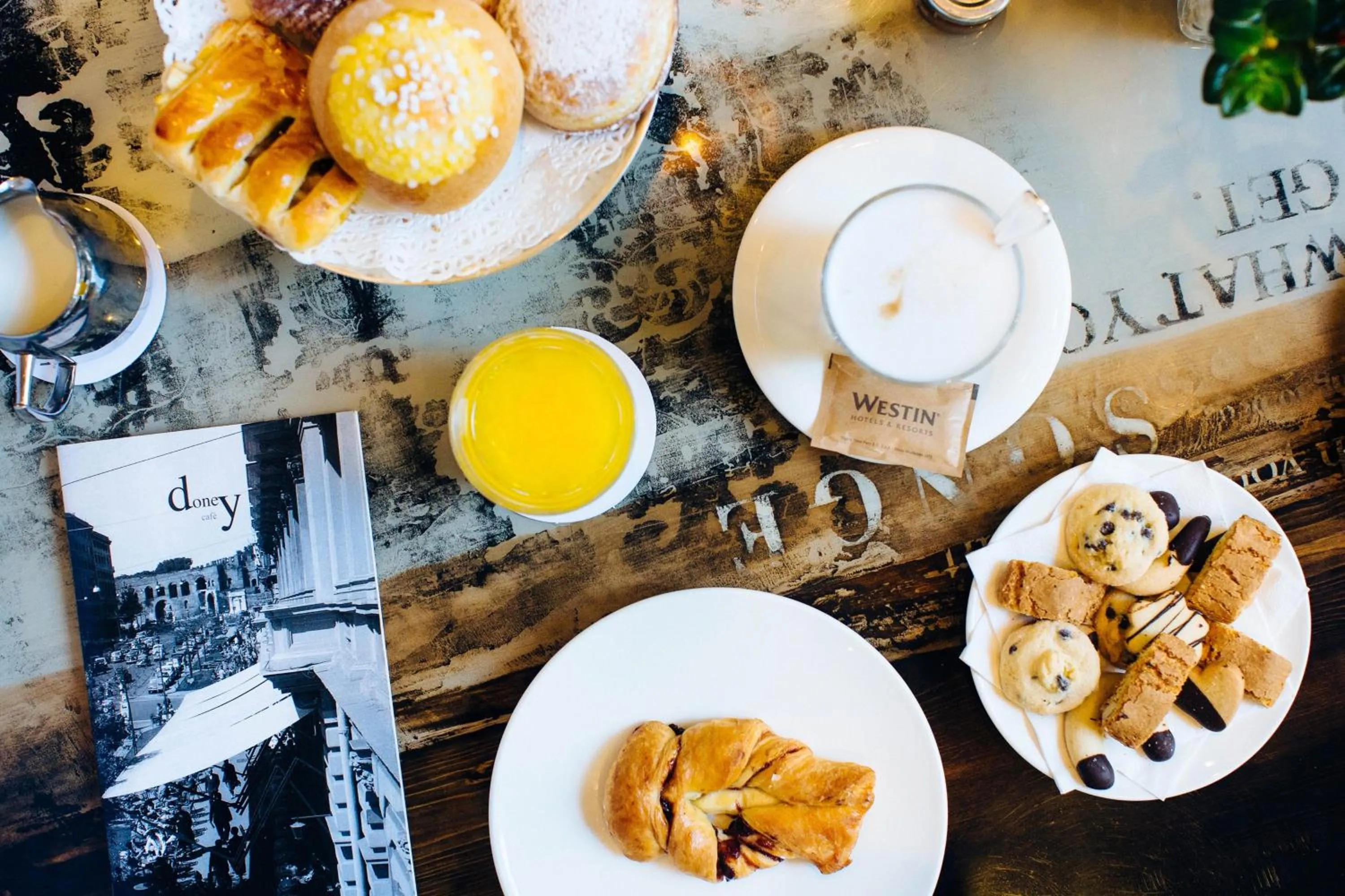 Breakfast in The Westin Excelsior, Rome
