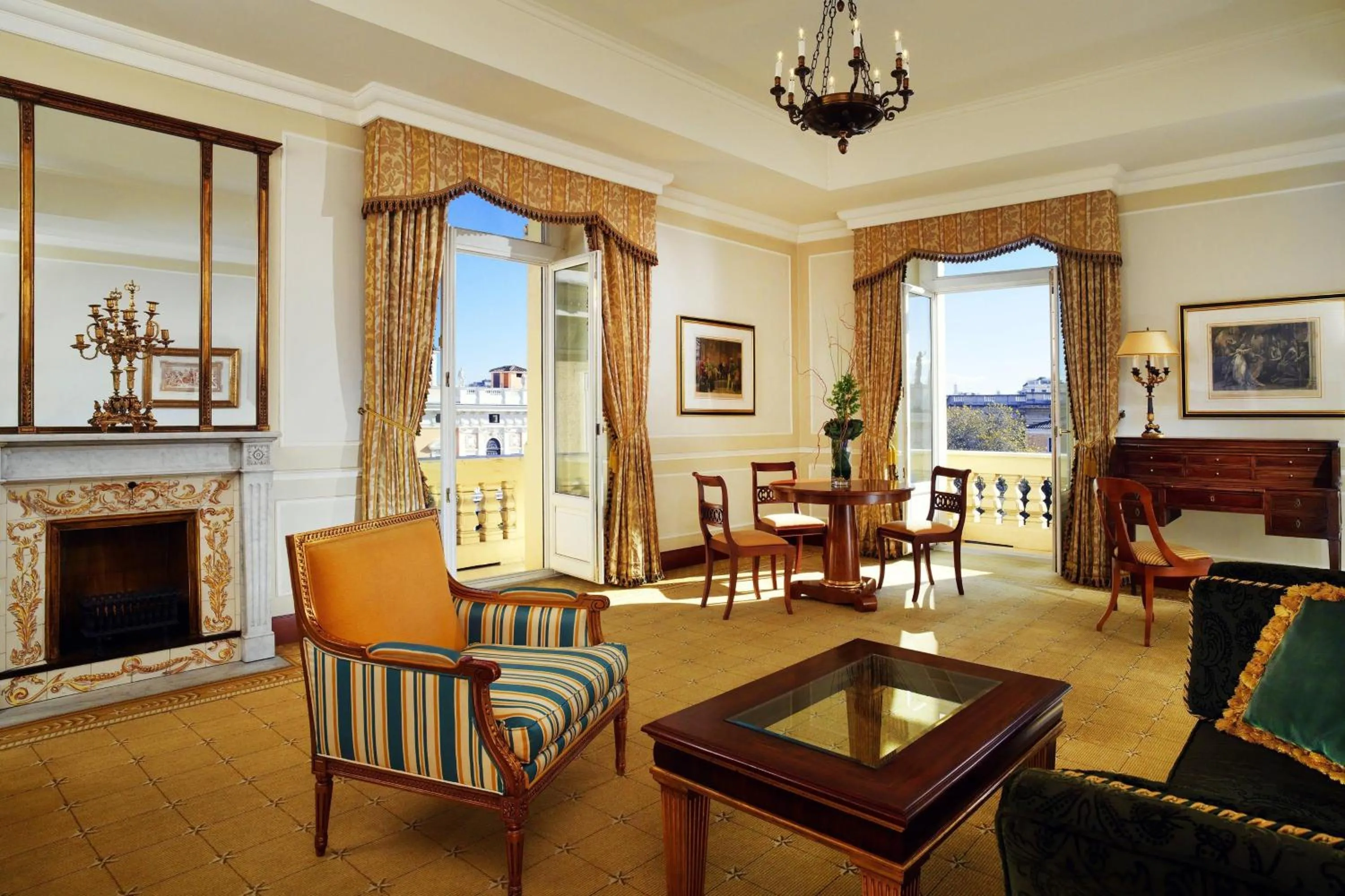 Living room in The Westin Excelsior, Rome