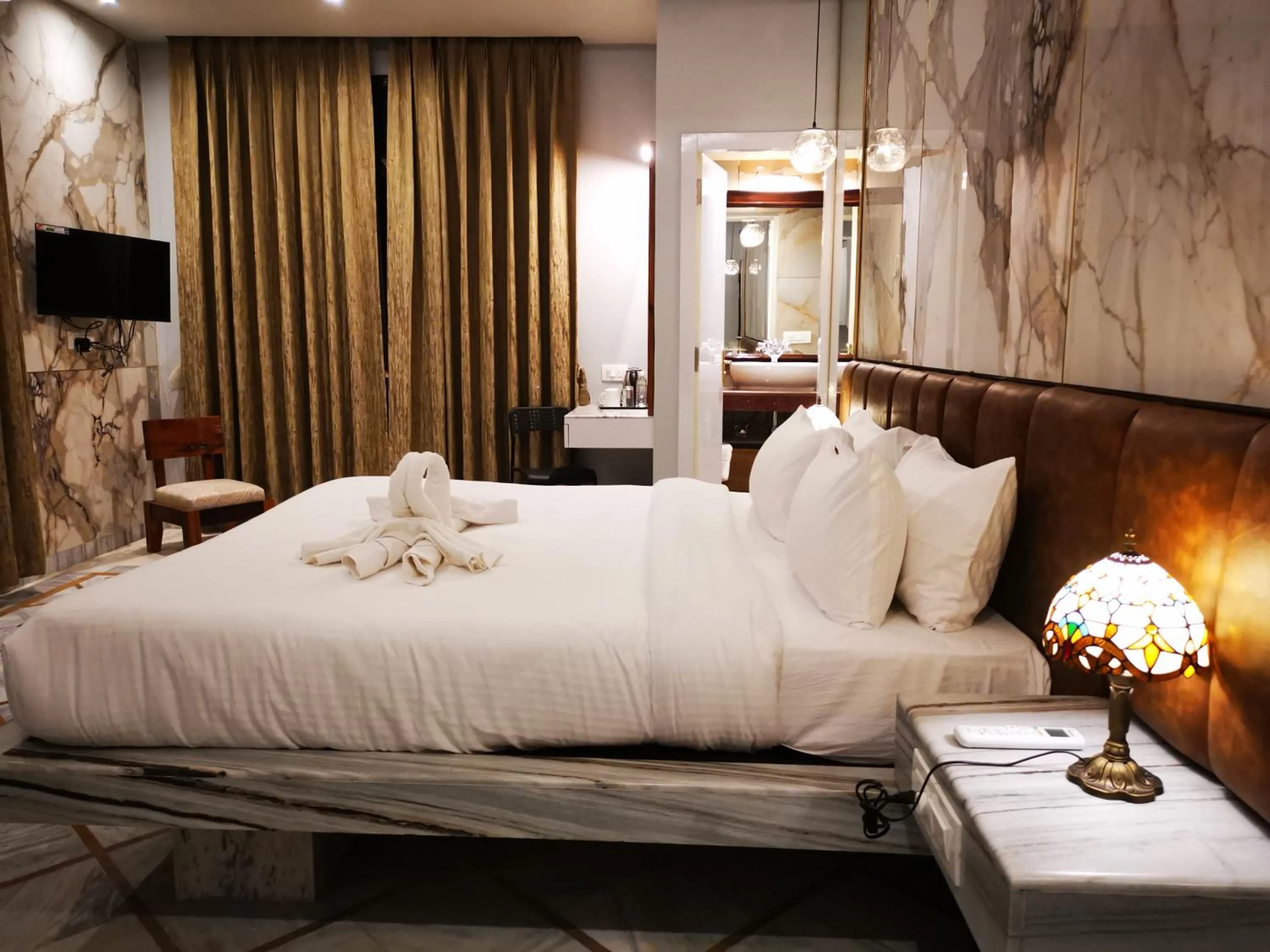 Bed in HOTEL RIO BENARAS