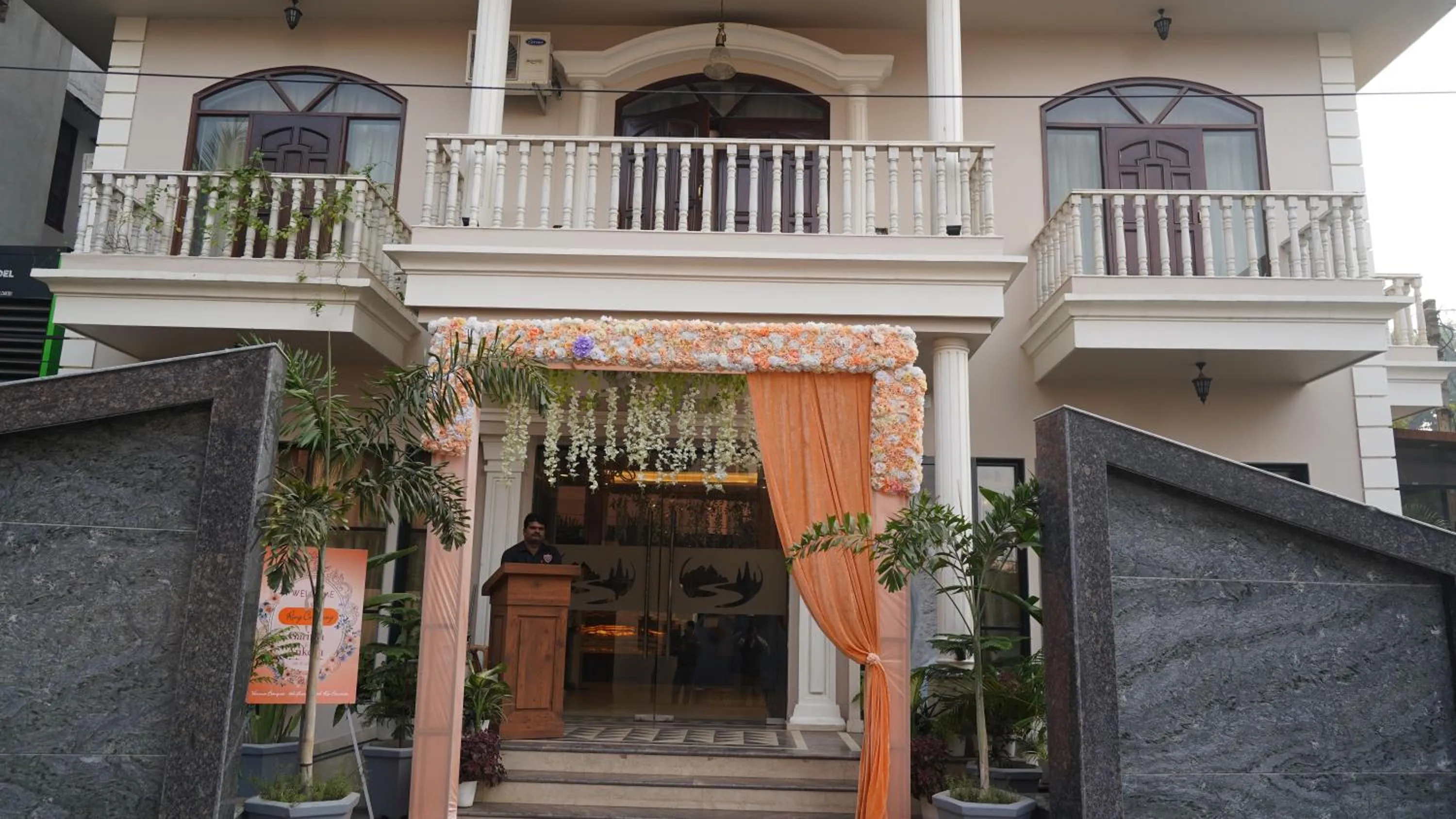 Property building in HOTEL RIO BENARAS