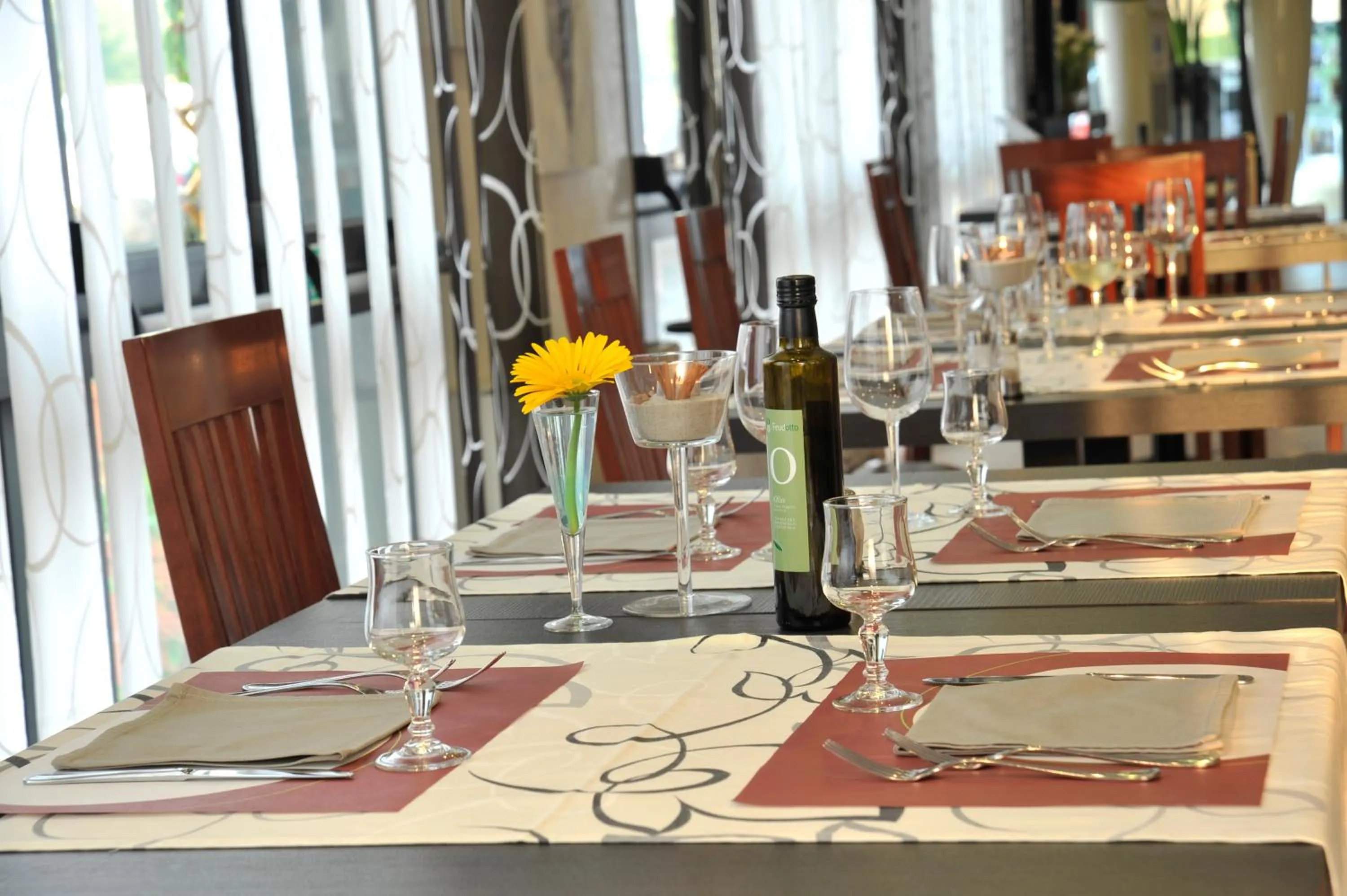 Restaurant/places to eat in Tulip Inn Padova