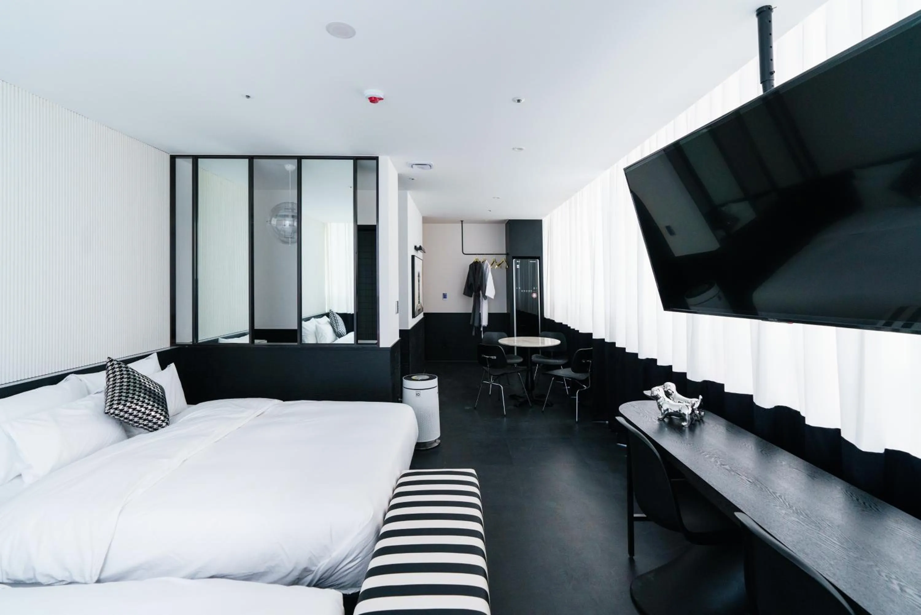 Photo of the whole room, Bed in Yangju Hotel Ippda