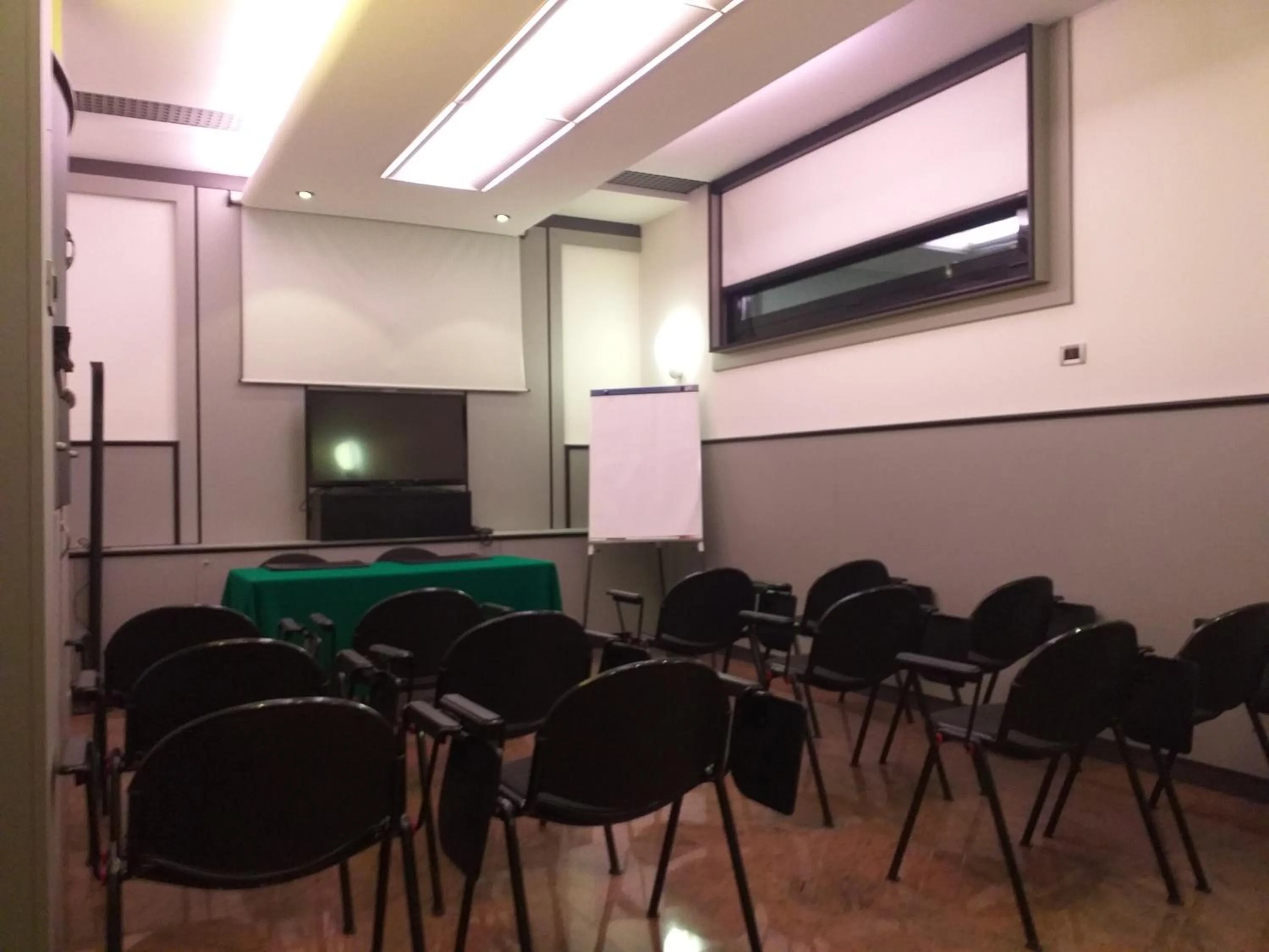Meeting/conference room in Sure Hotel by Best Western Milano