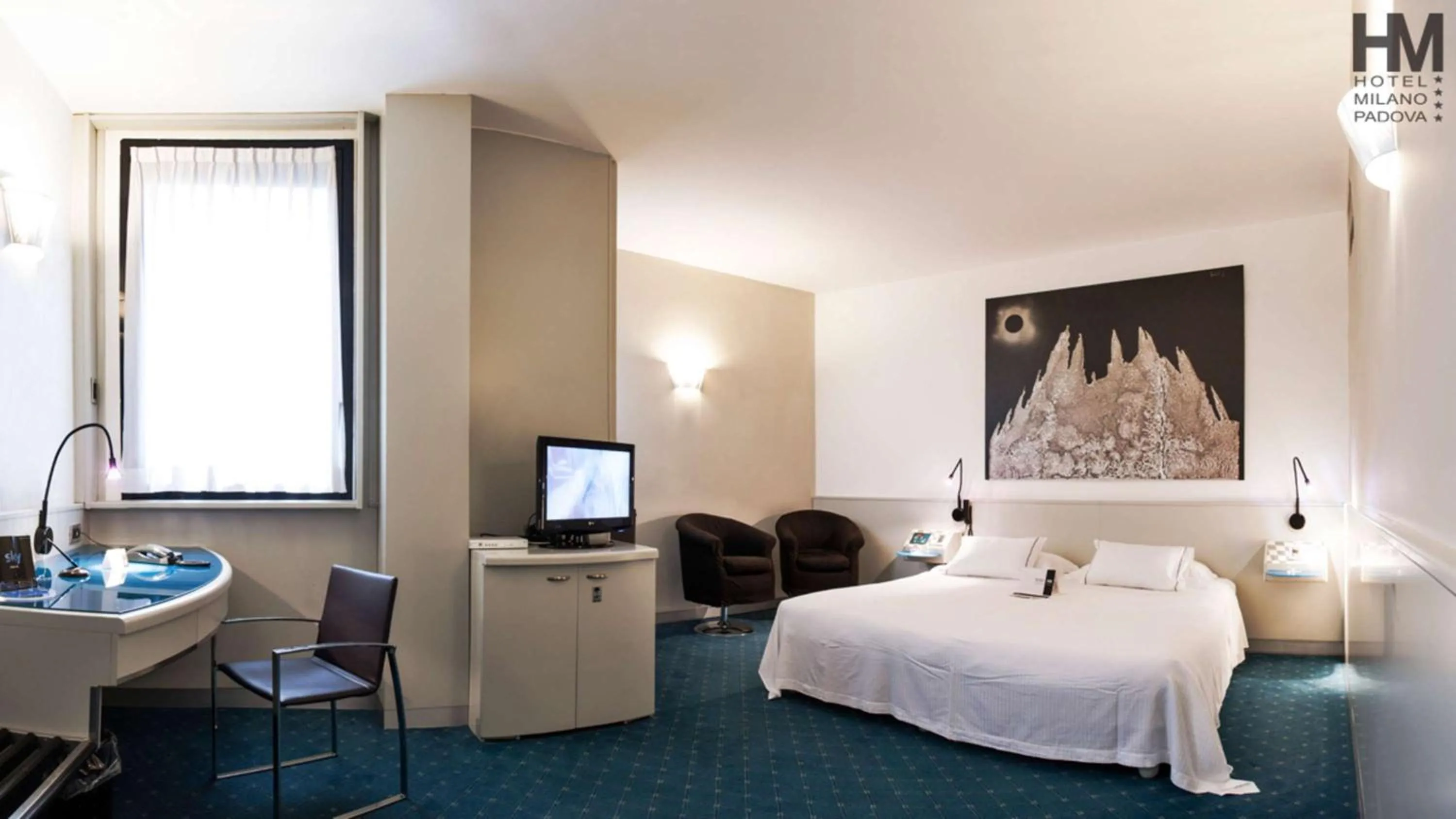 Bedroom, Bed in Sure Hotel by Best Western Milano