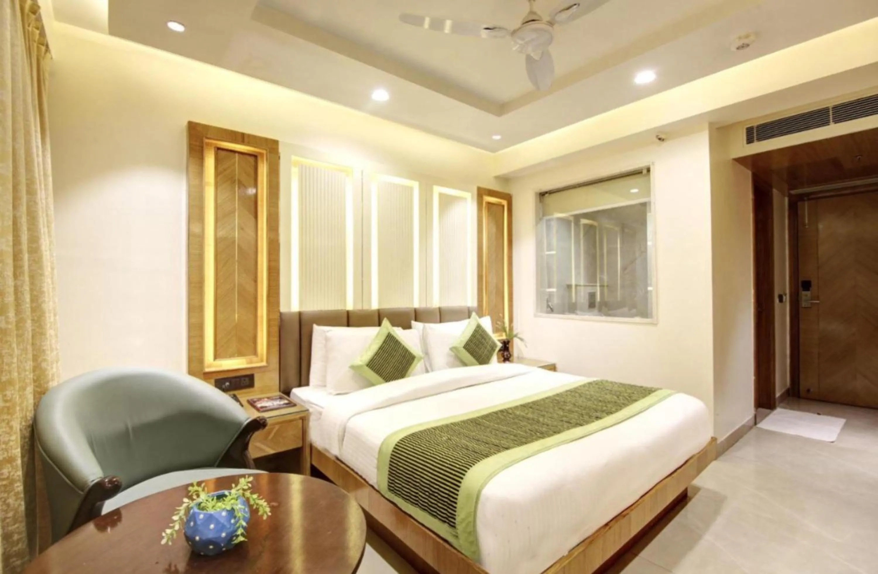 Bed in Hotel Platinum -Delhi Airport