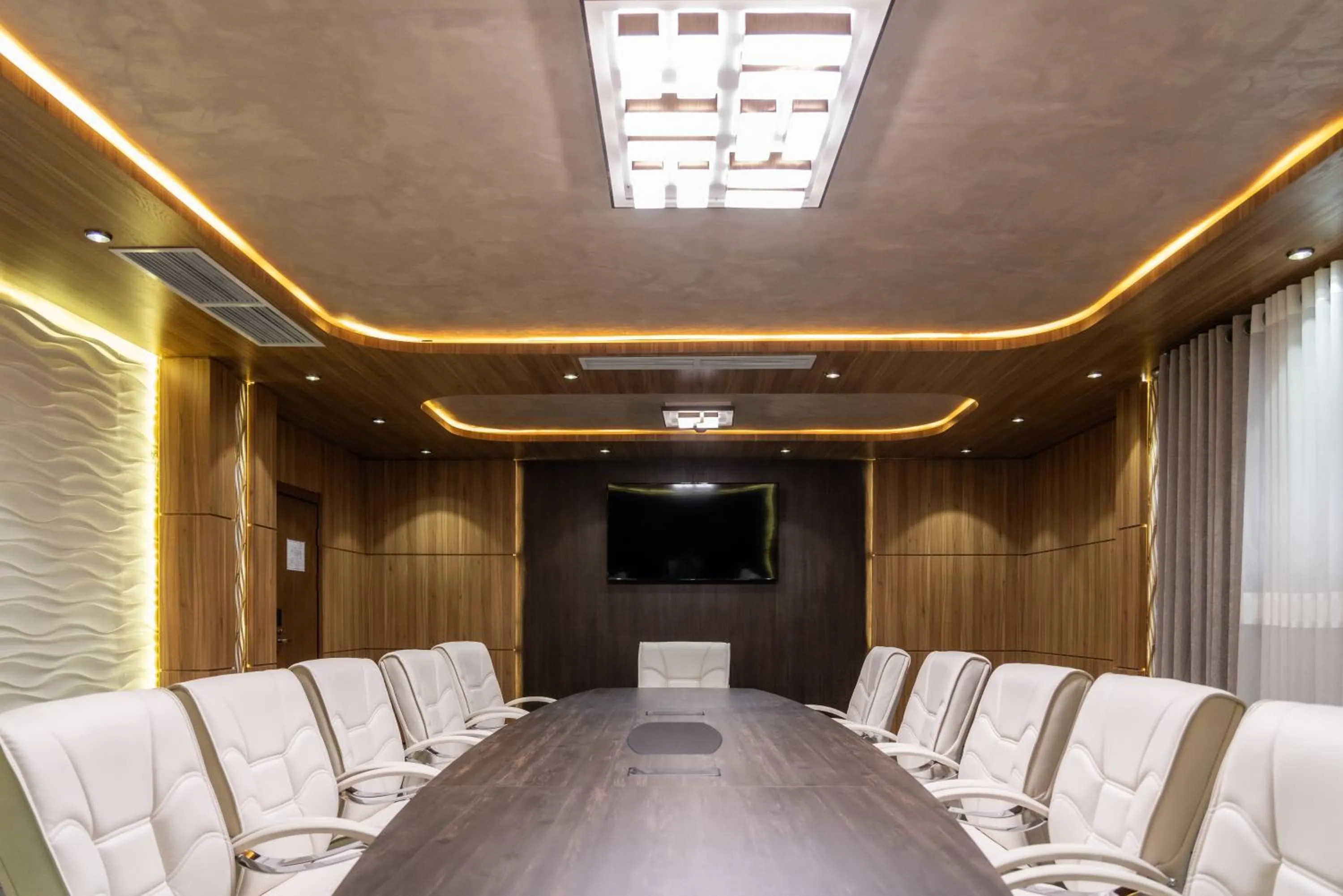 Business facilities in Rayyan Hotel & SPA Tashkent