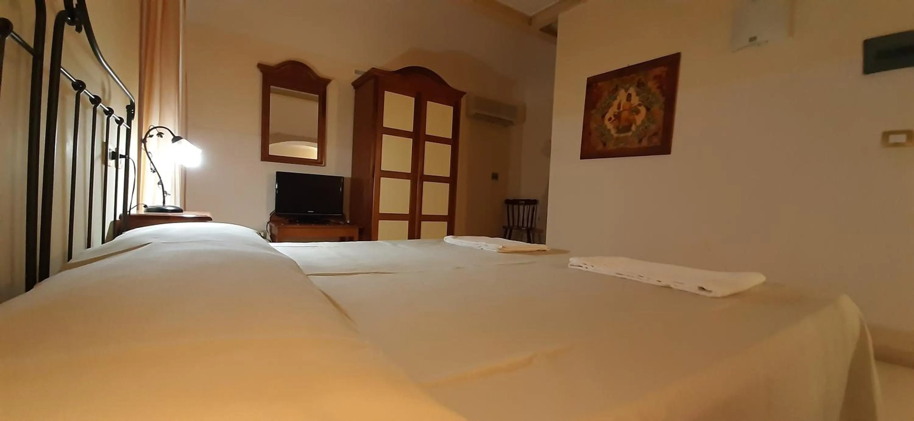 Bed in Hotel Casa Mia
