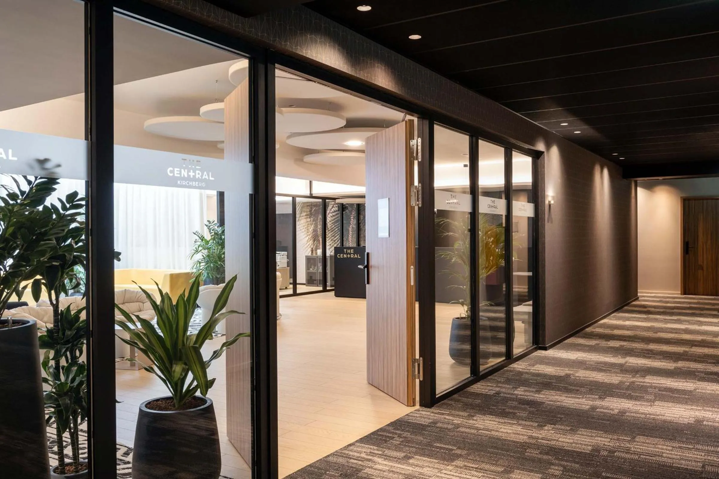 Lobby or reception in The Central Kirchberg - Smart ApartHotel