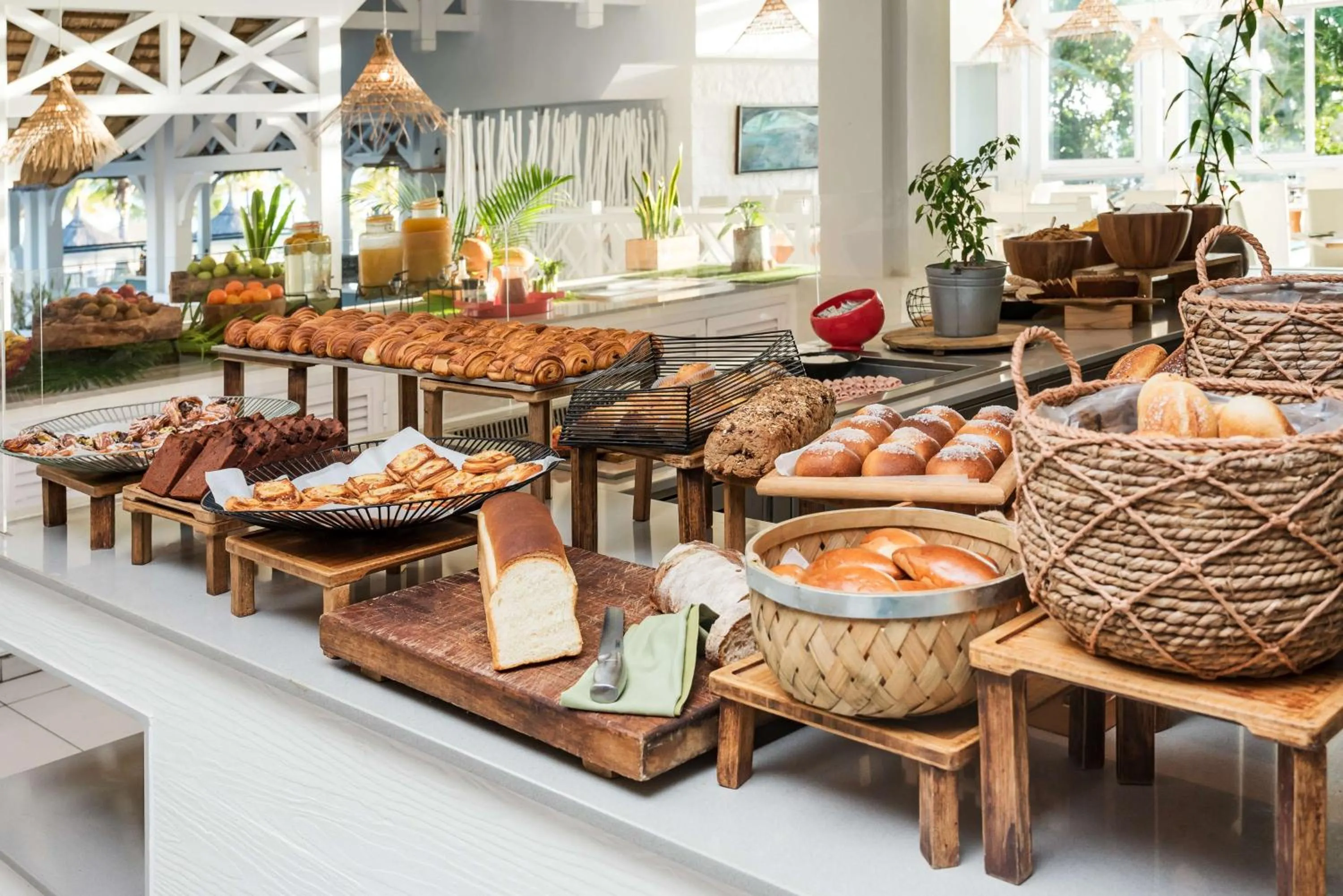 Restaurant/places to eat in Radisson Blu Azuri Resort & Spa