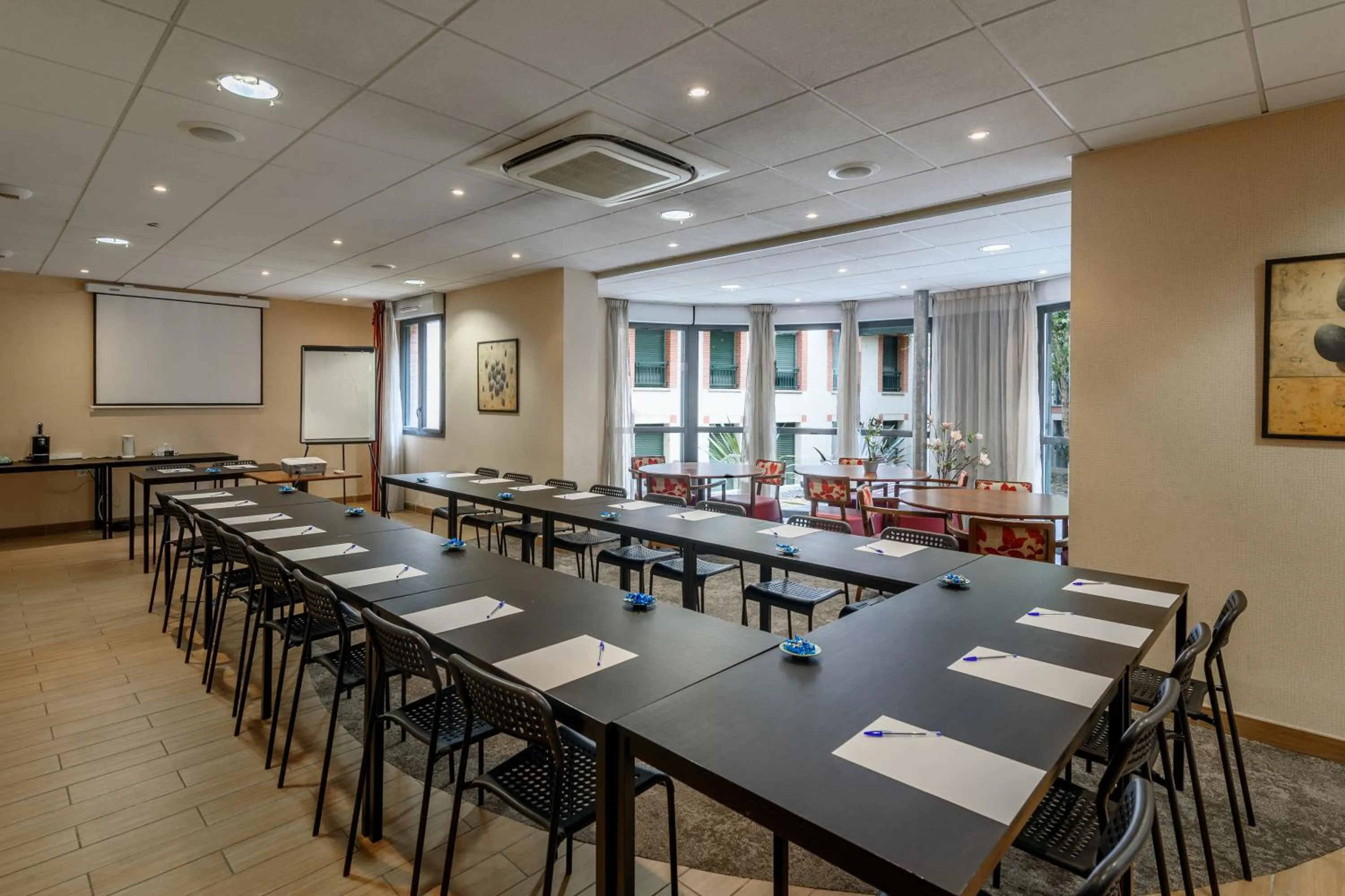 Meeting/conference room in Residhotel Toulouse Centre