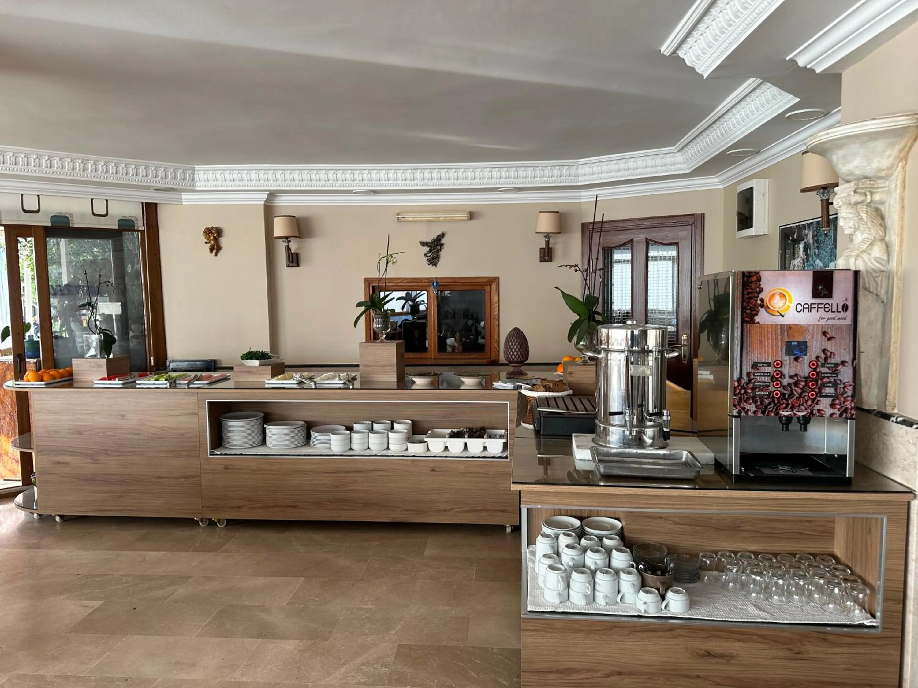 Restaurant/places to eat in NATURELLA APART HOTEL